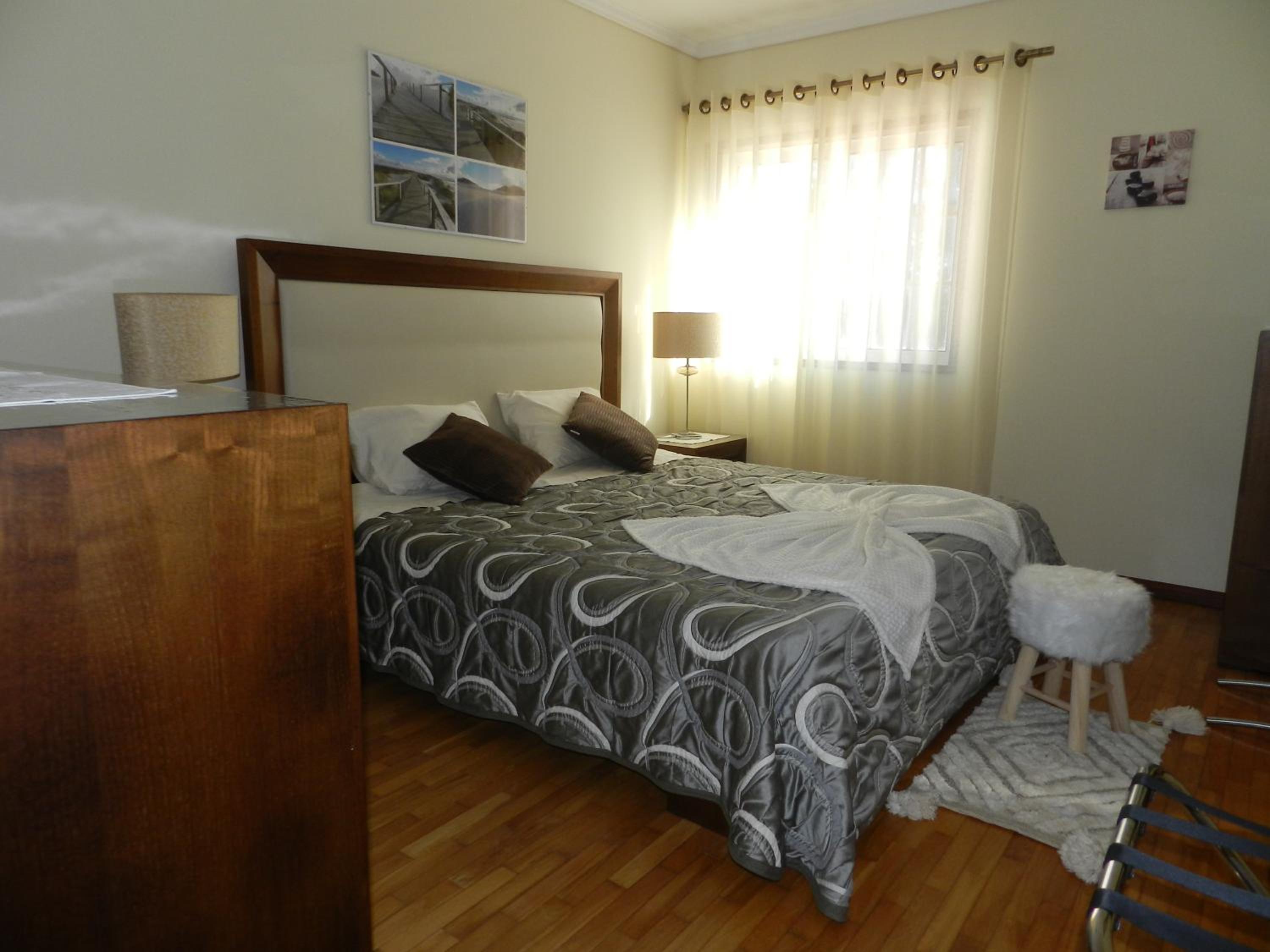 Deluxe King Room photo 2