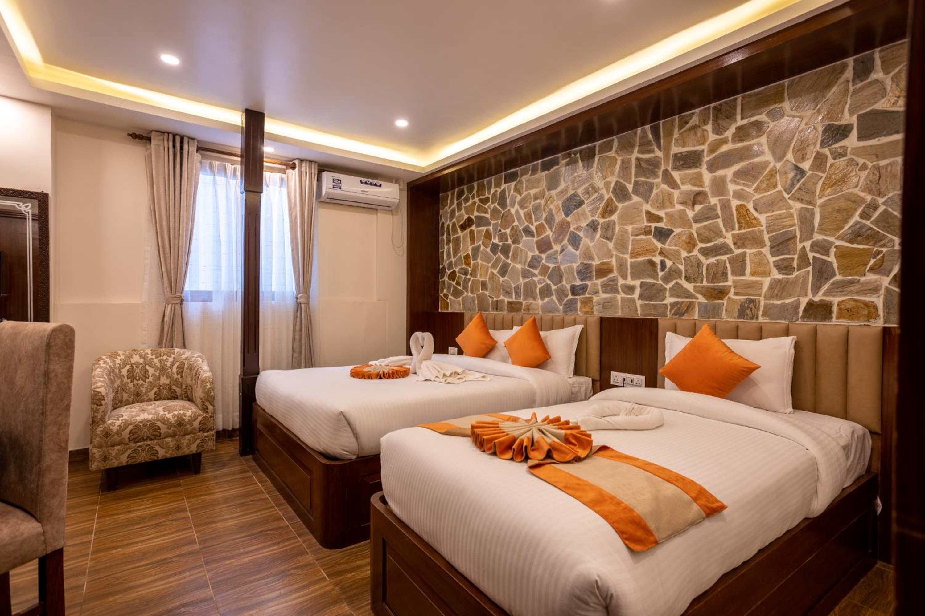Deluxe Triple Room photo 2