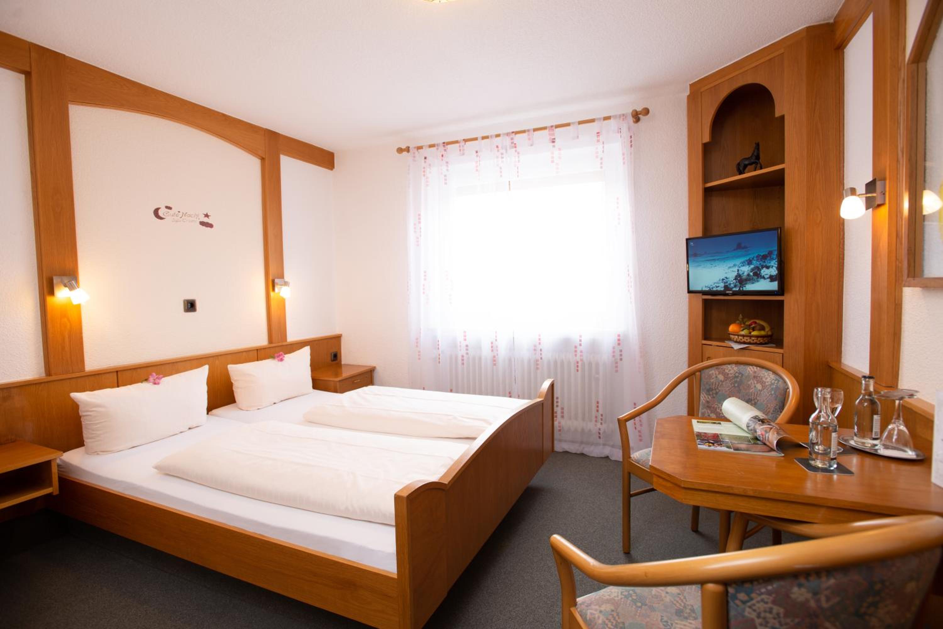 Budget Double Room photo 1