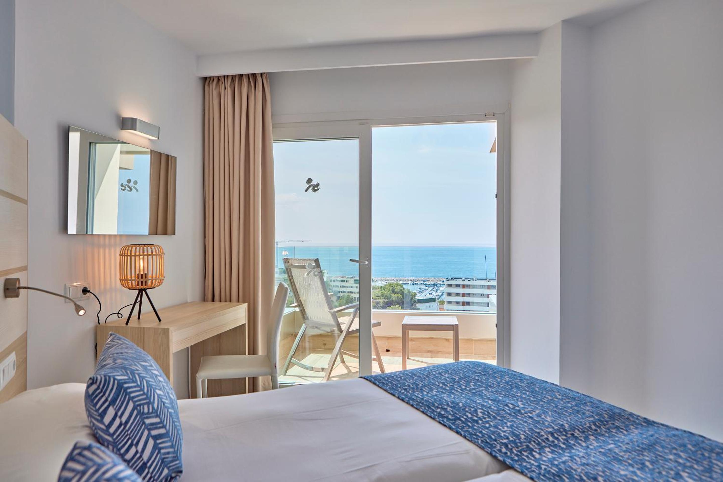 Signature Junior Suite Ocean view