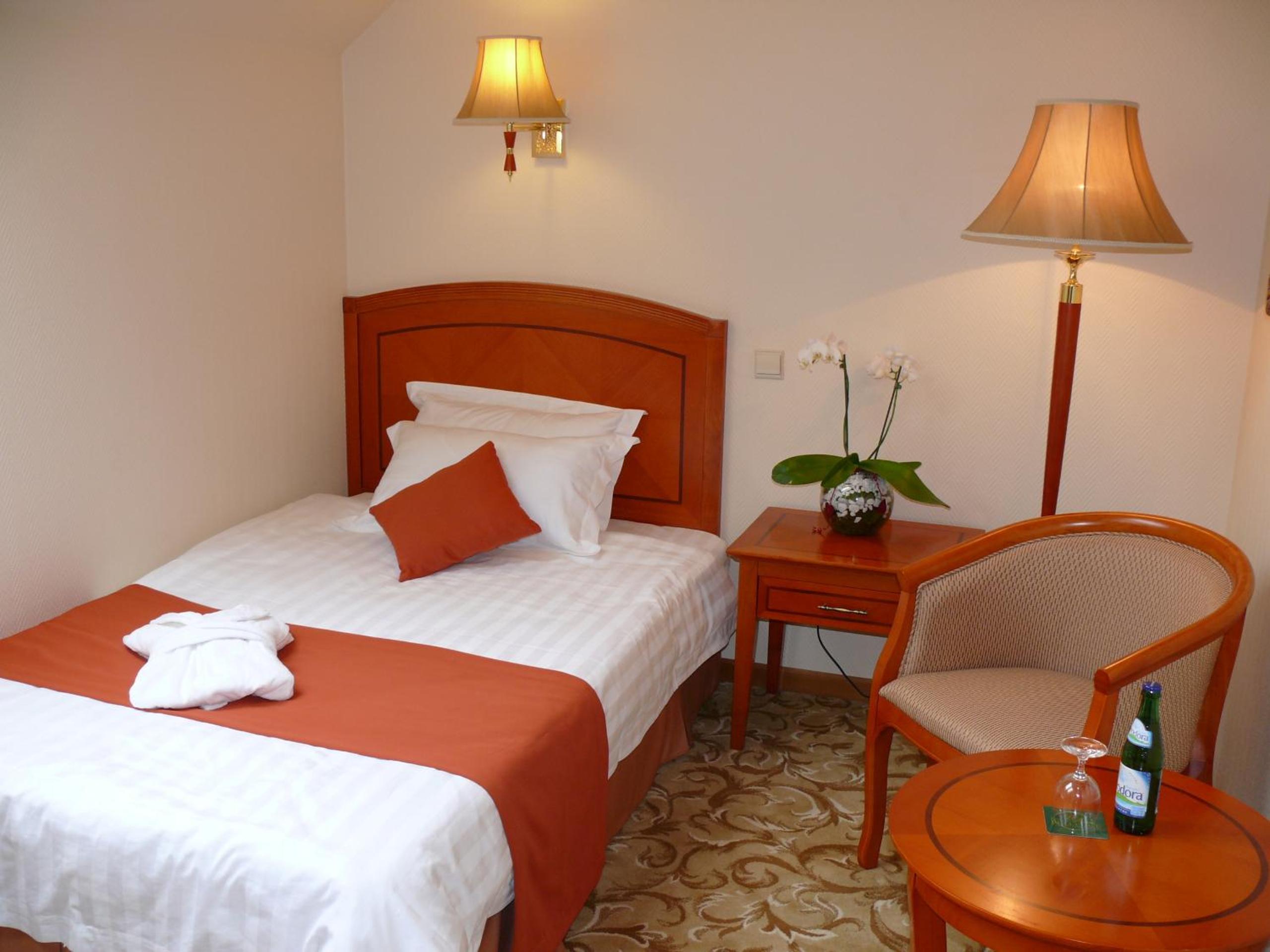 Single Room photo 1