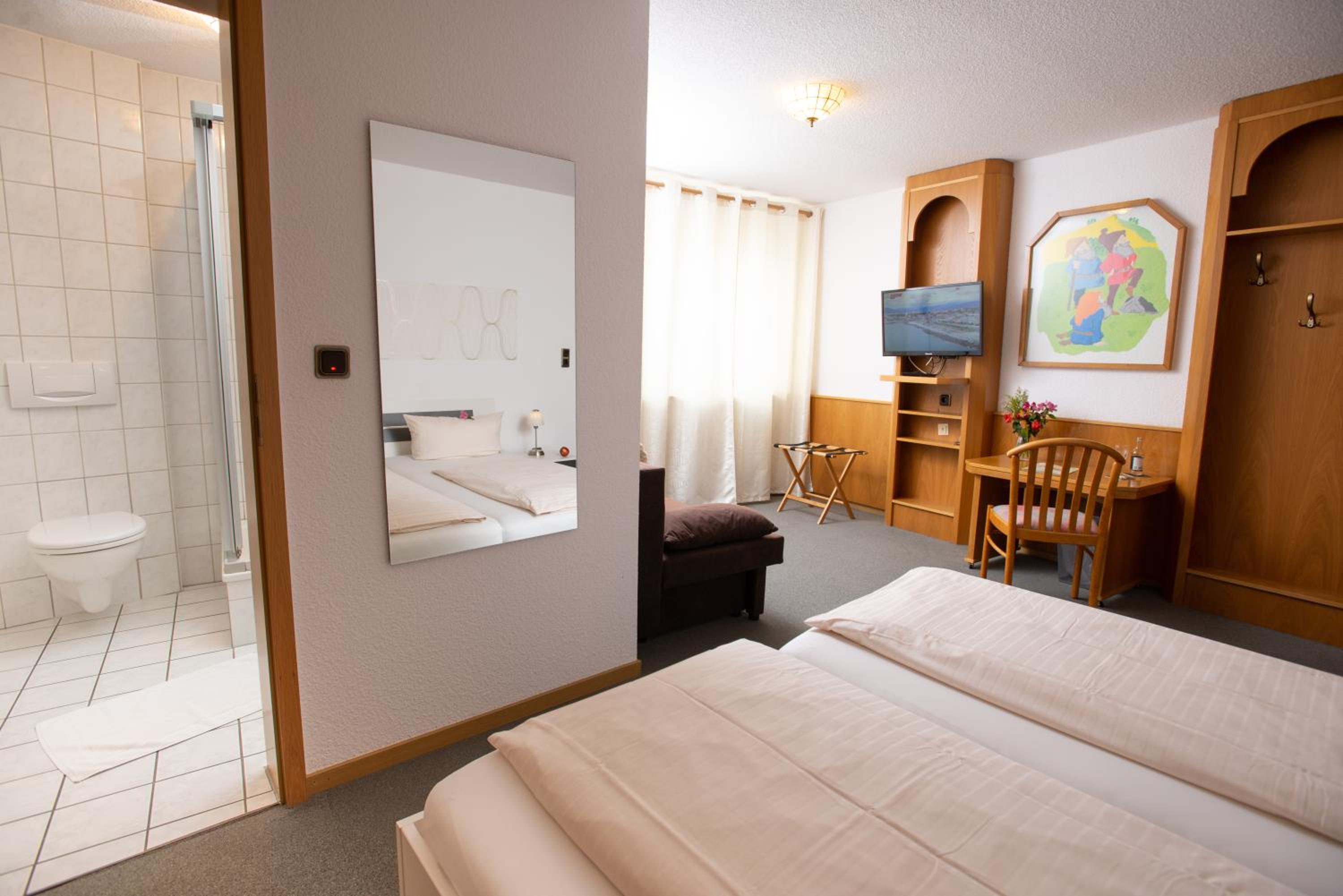 Double Room with Extra Bed - Photo 6