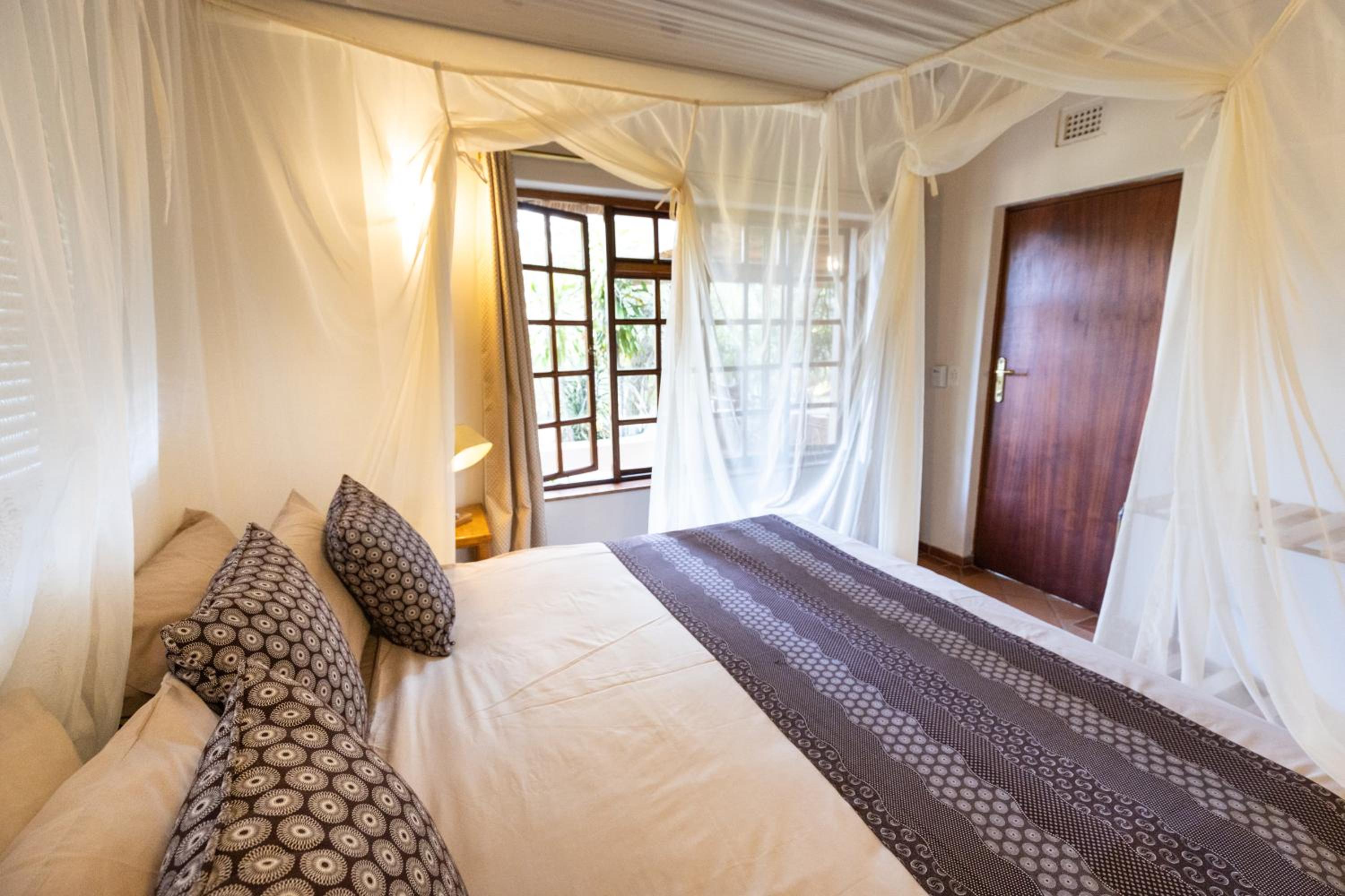 Two-Bedroom Villa - Photo 15