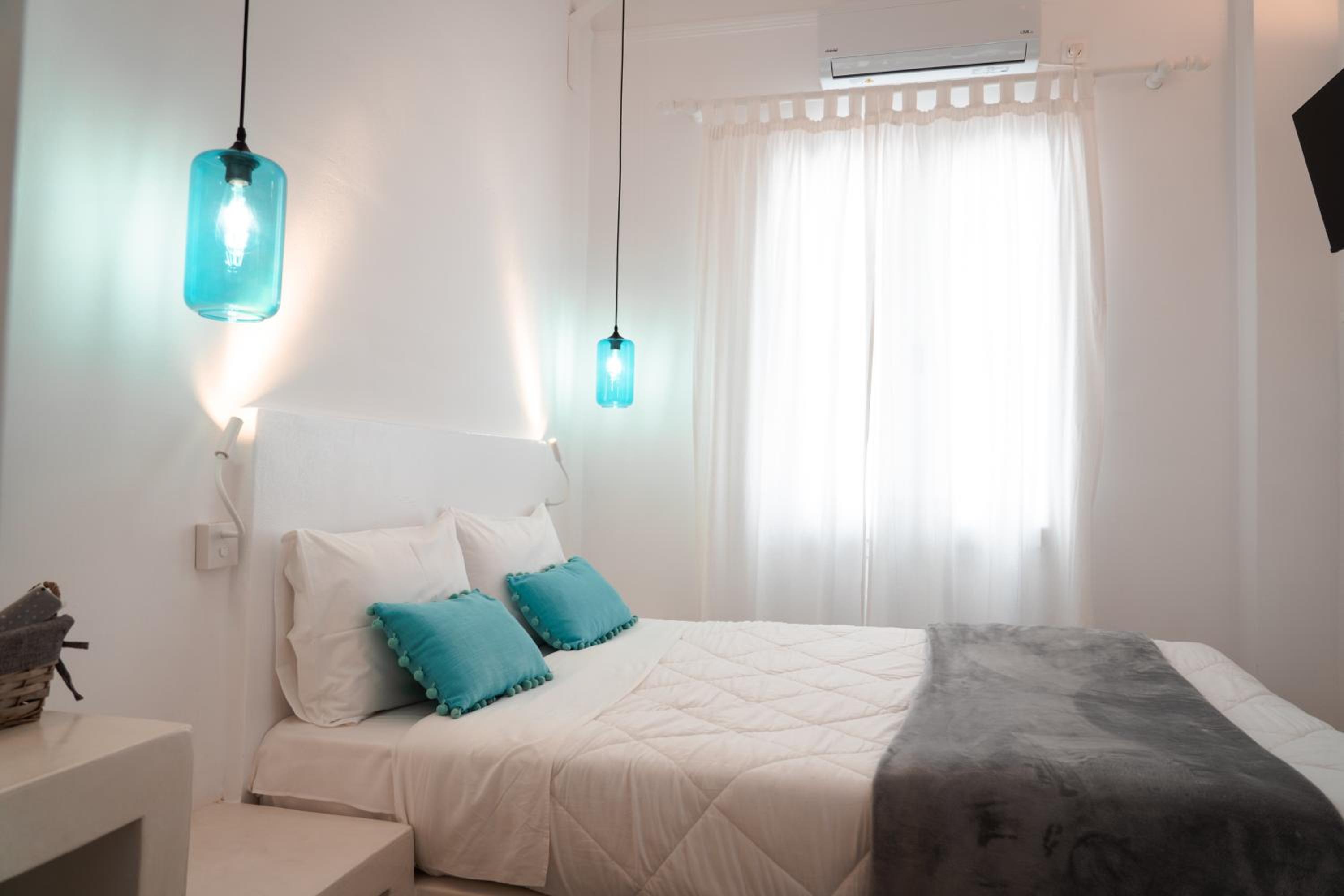 Standard Double or Twin Room - Photo 19