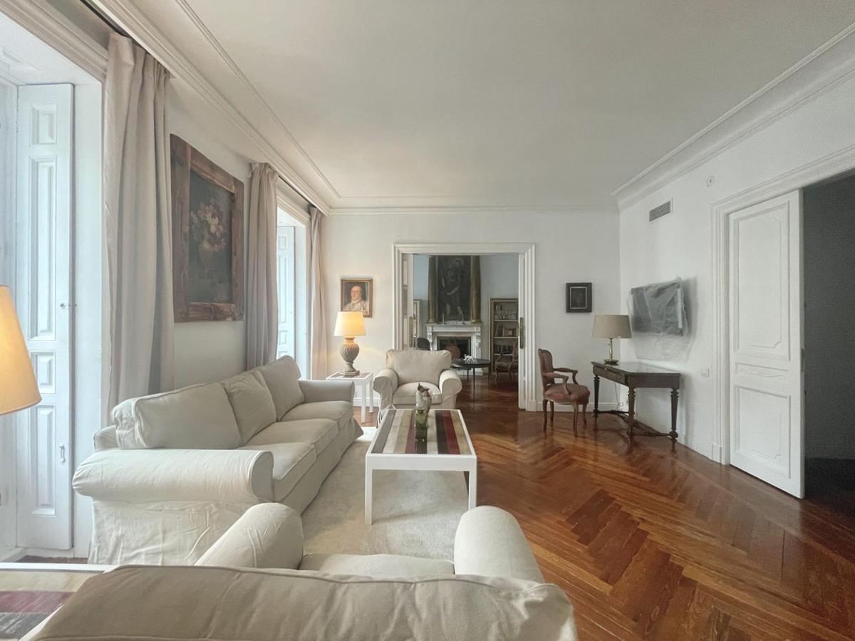Superior Apartment photo 3