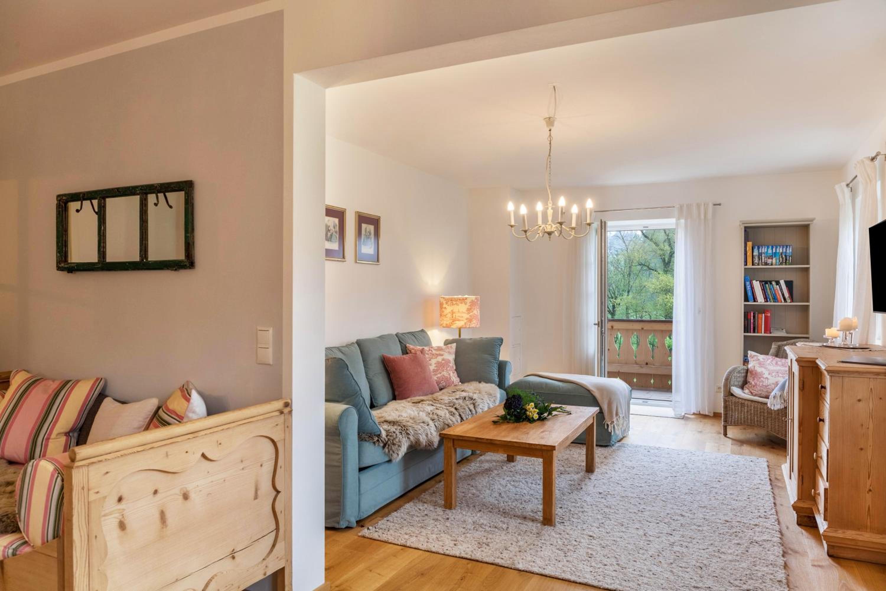 Two-Bedroom Deluxe Apartment with Garden View