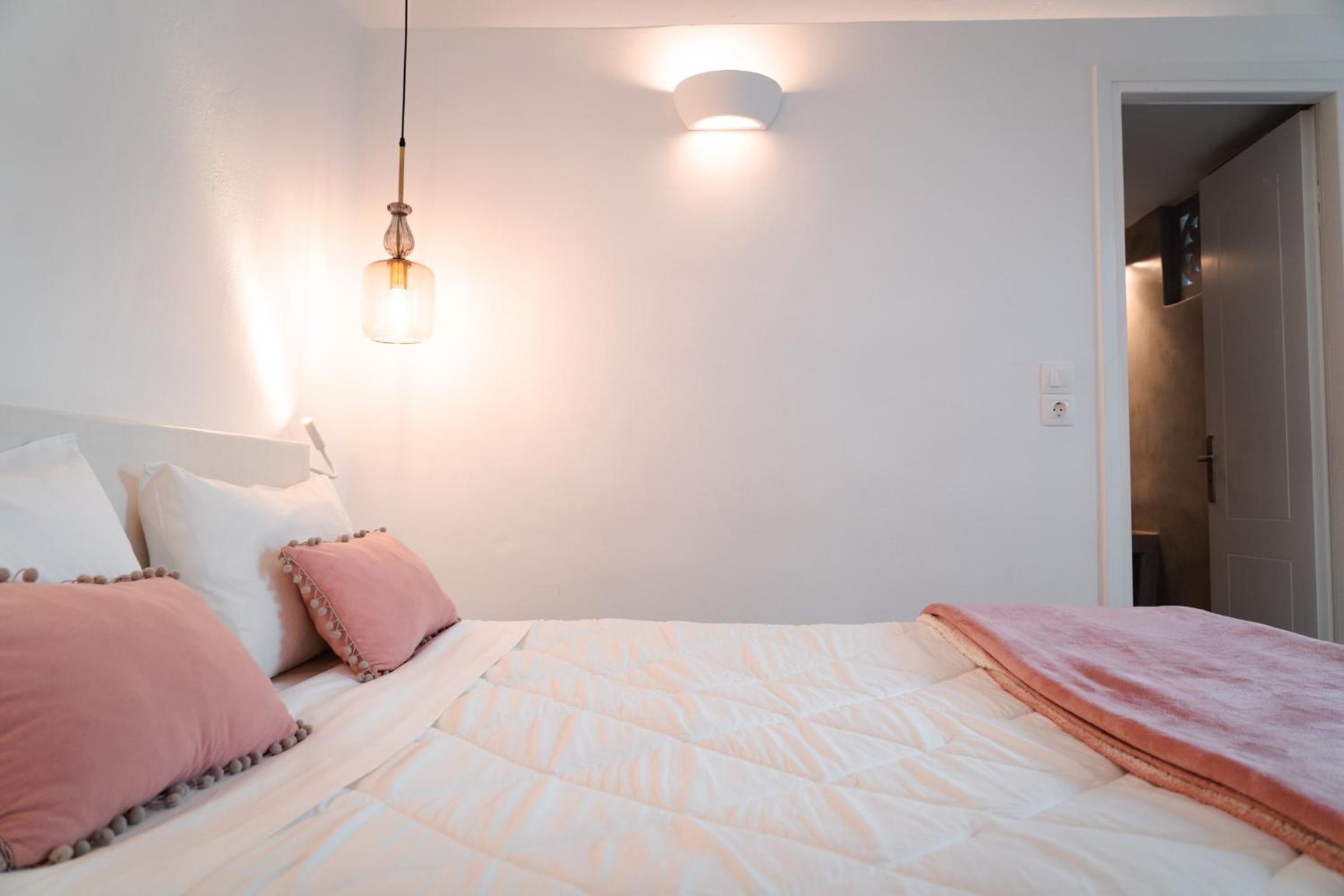 Standard Double or Twin Room - Photo 13
