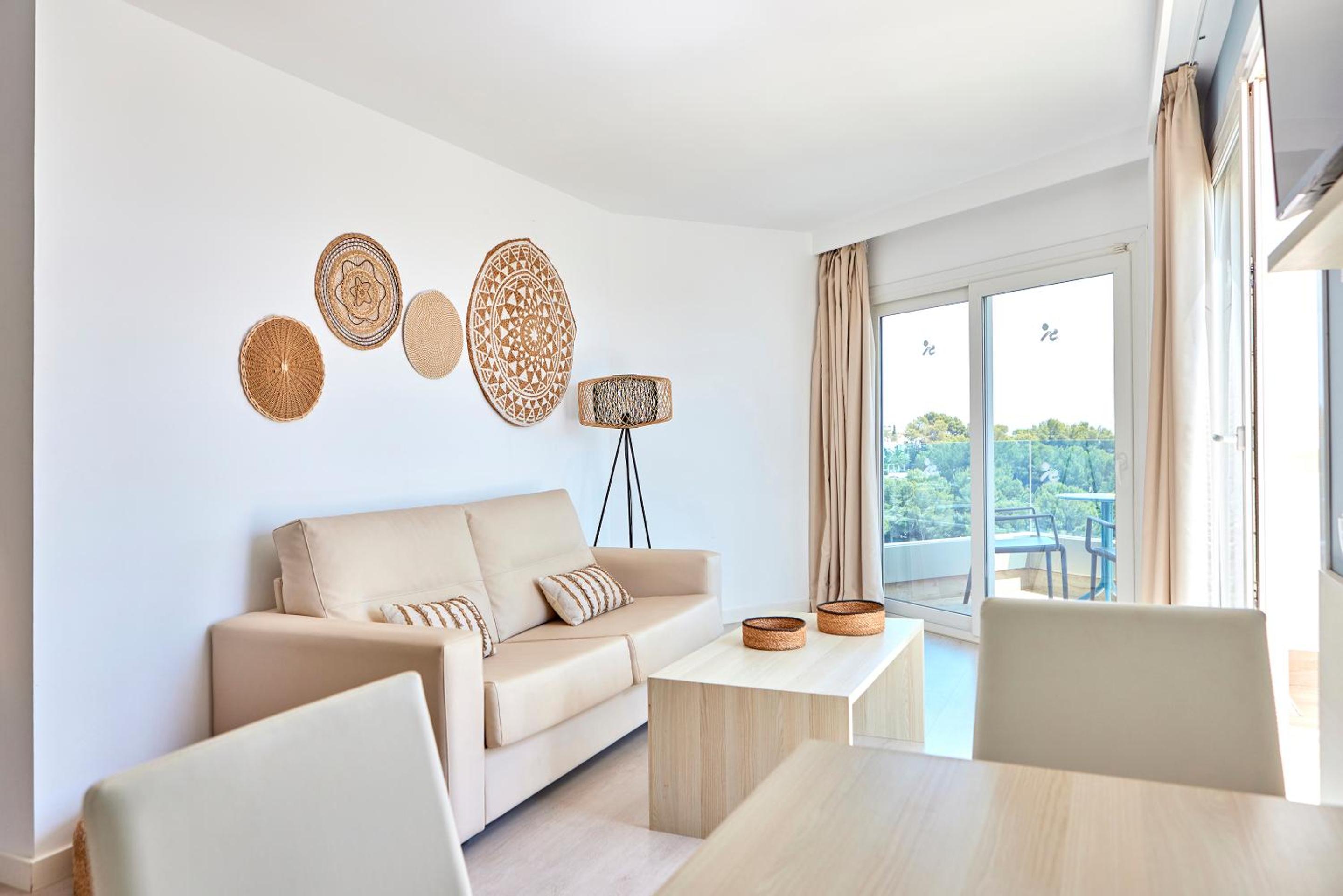 Deluxe Junior Suite With Terrace And Sea View