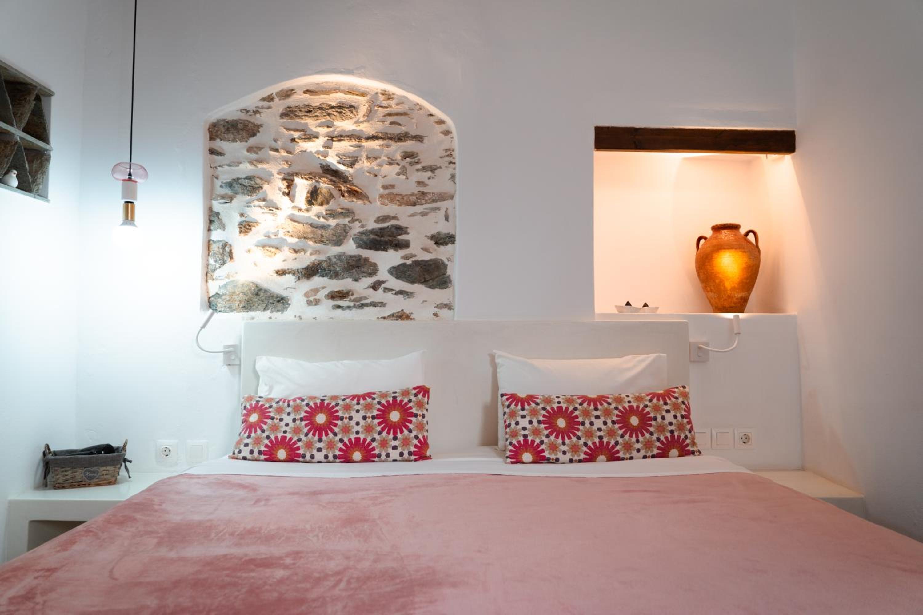 Standard Double or Twin Room - Photo 5