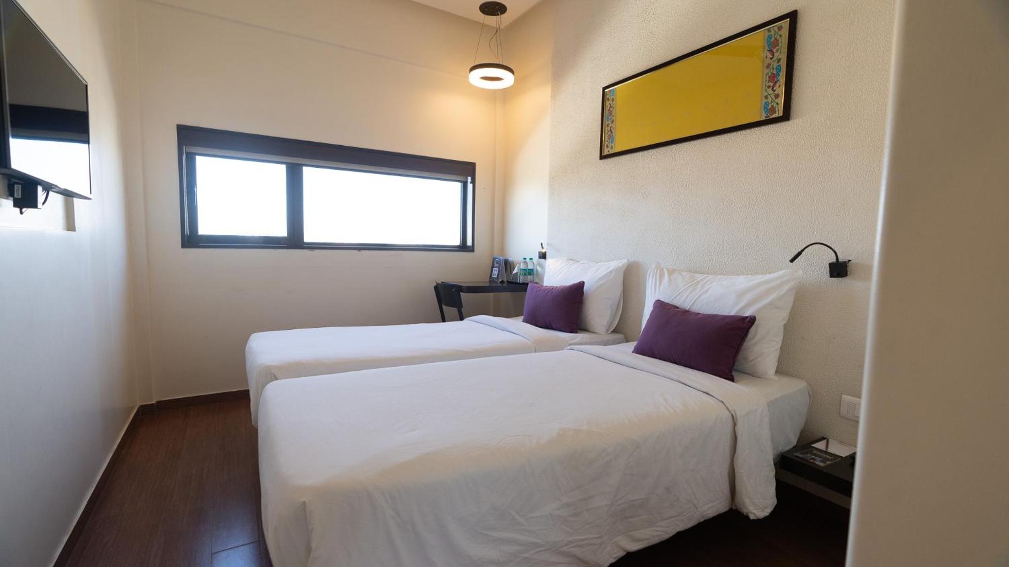 Standard Twin Room photo 3