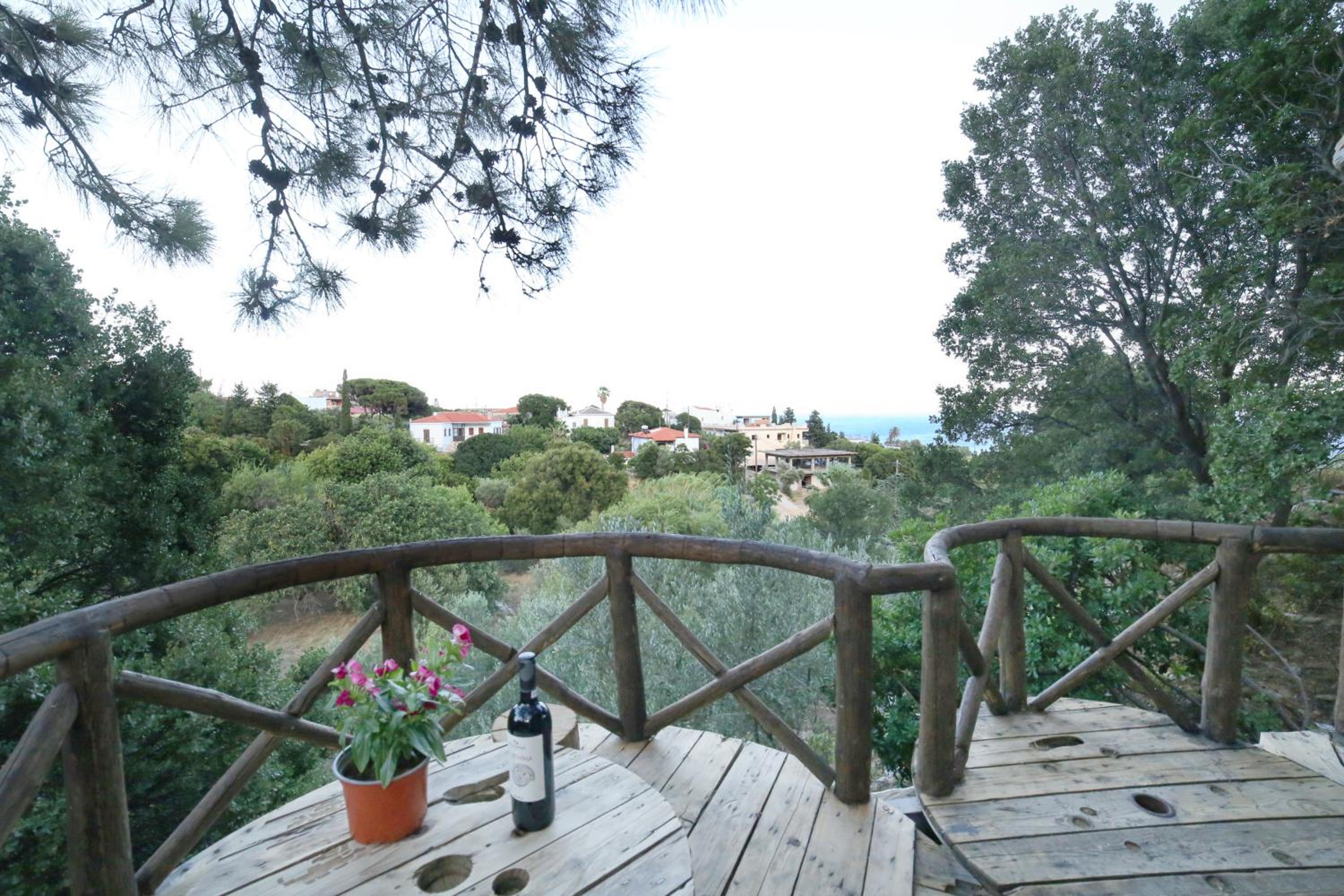 Deluxe Bungalow with Sea View - Photo 13