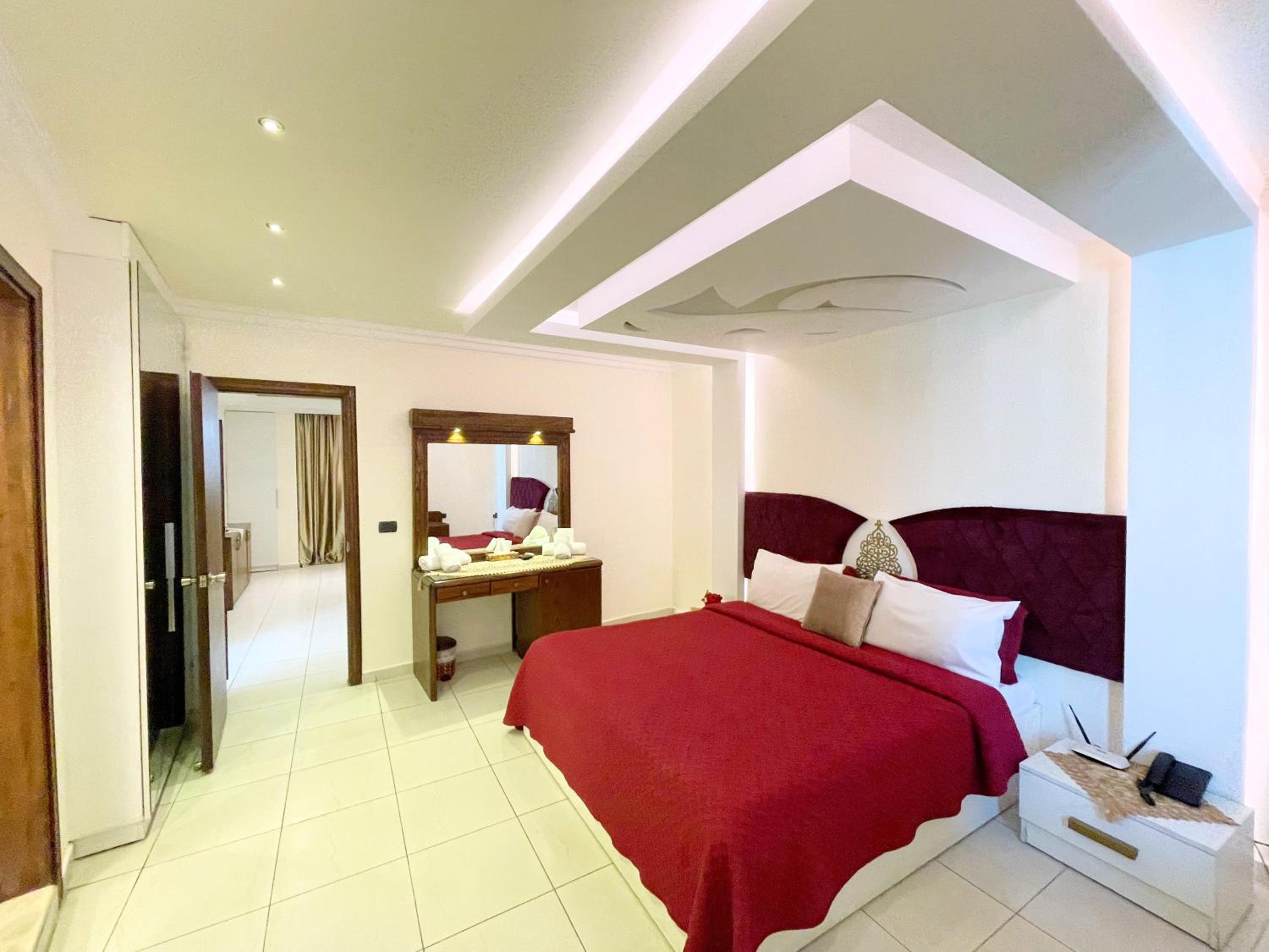 Executive Suite photo 3