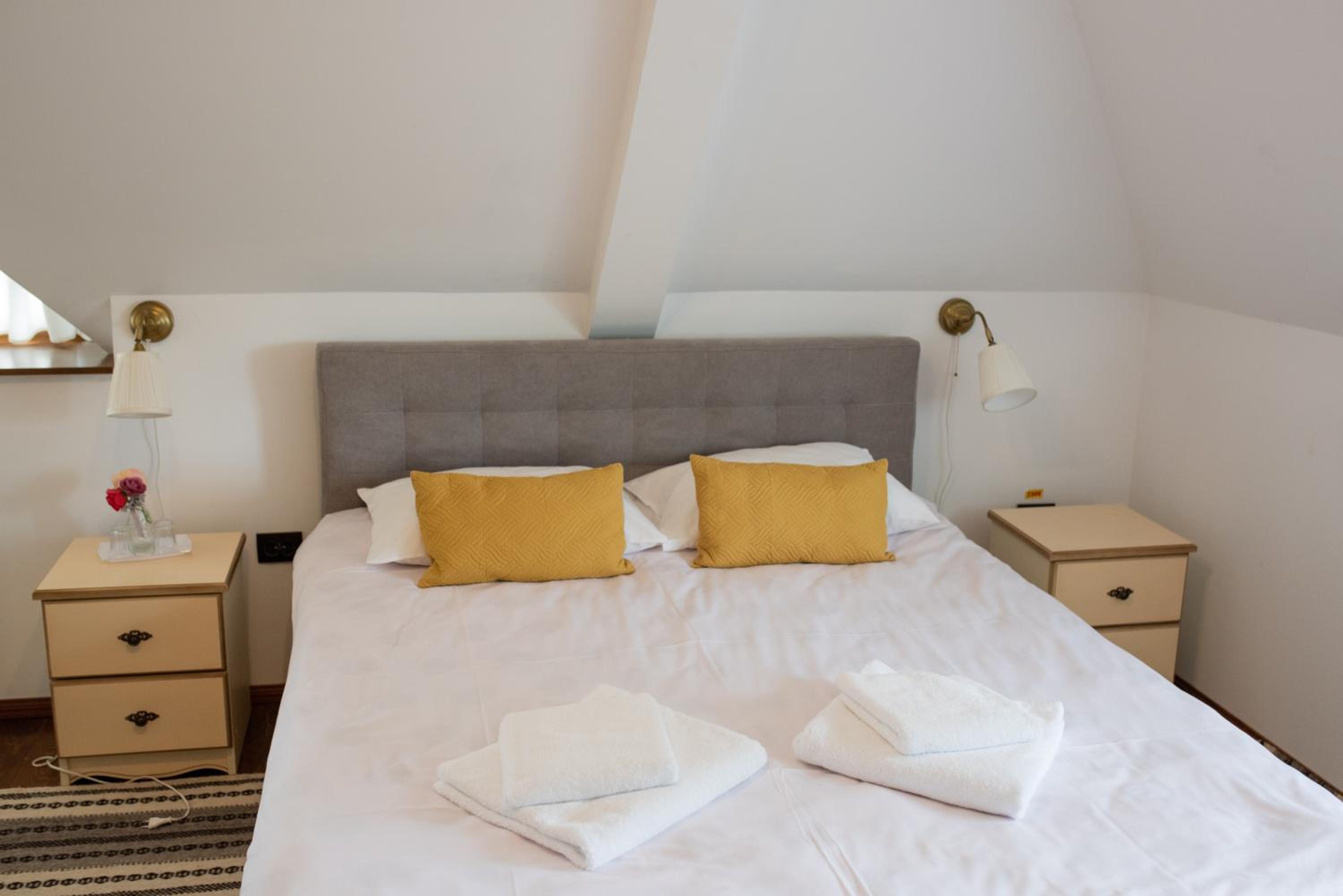 Superior Double Room - Photo 3