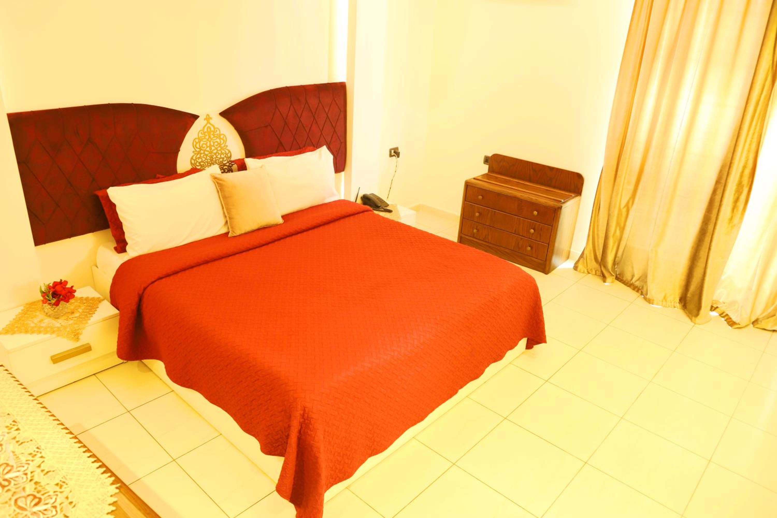 Presidential Suite photo 1