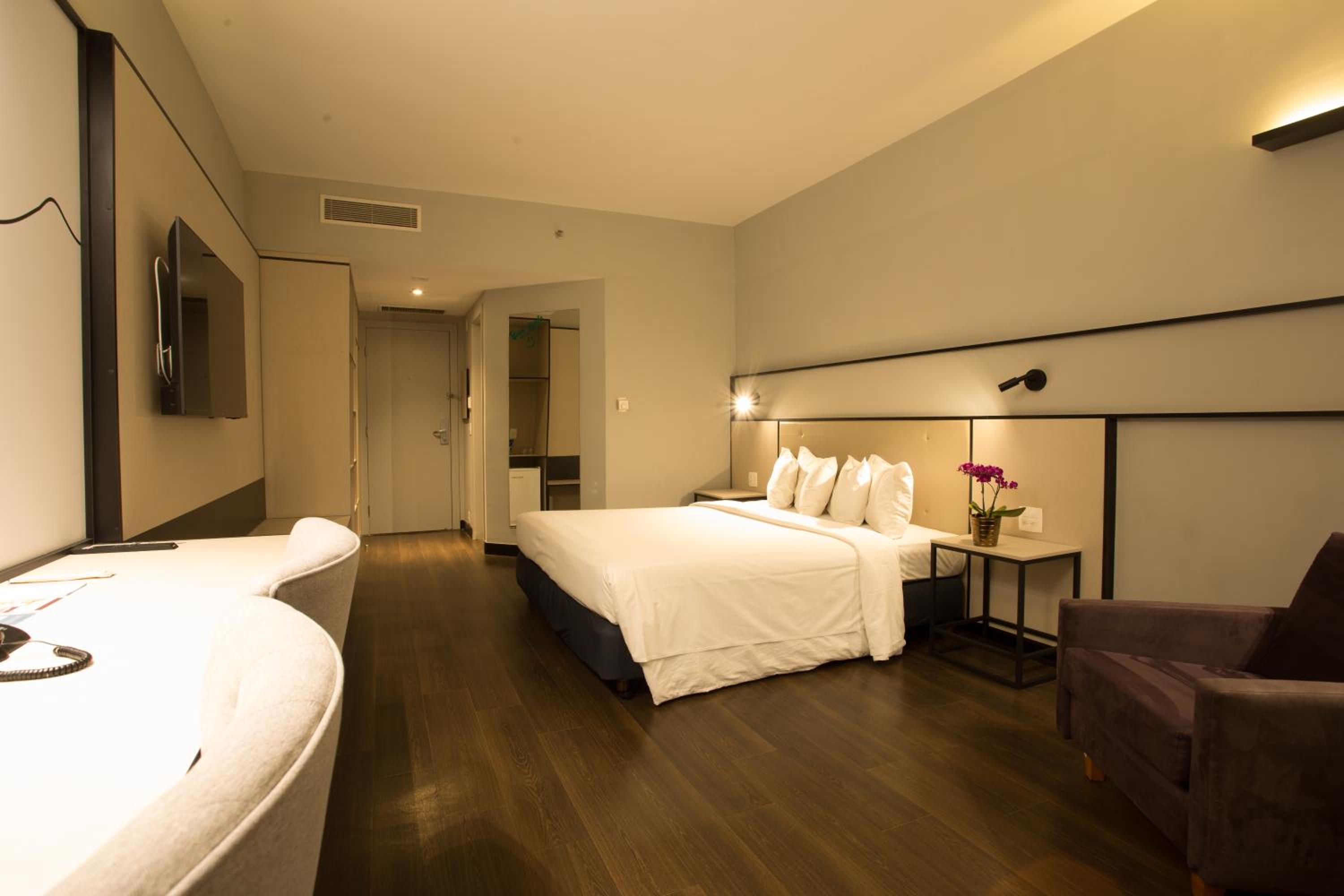Queen Suite