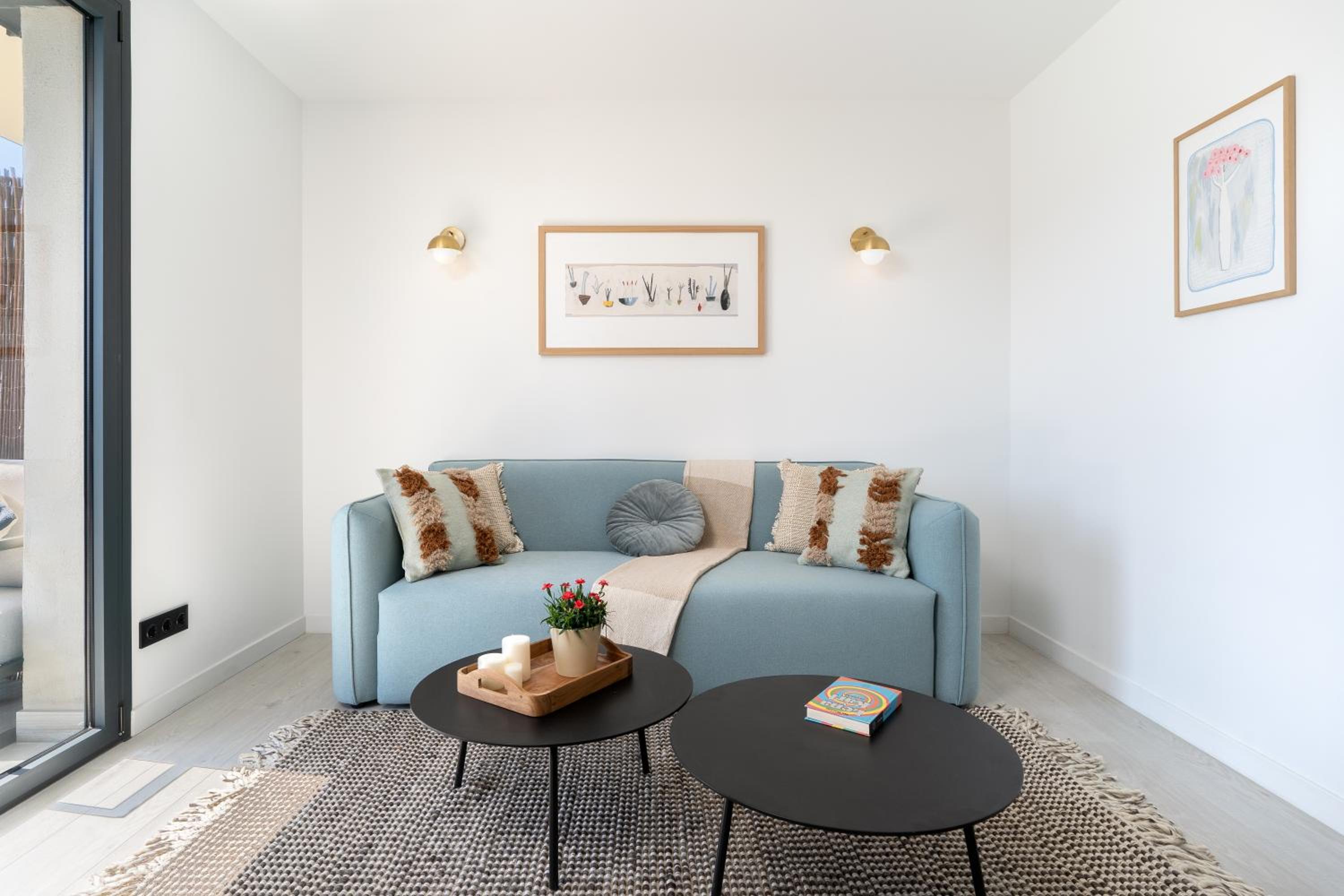 Apartamento de una habitación con balcón II