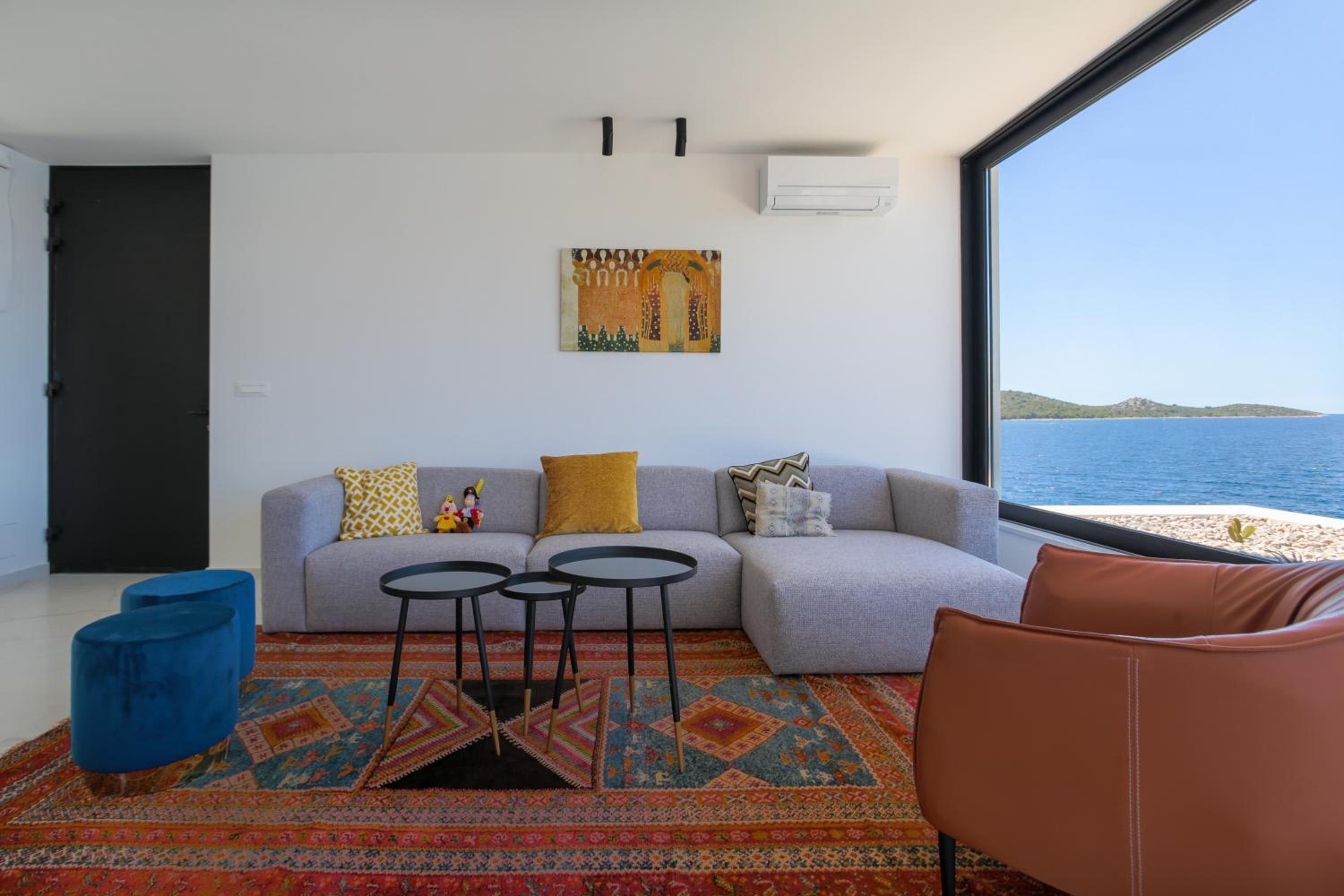 Apartment with Sea View