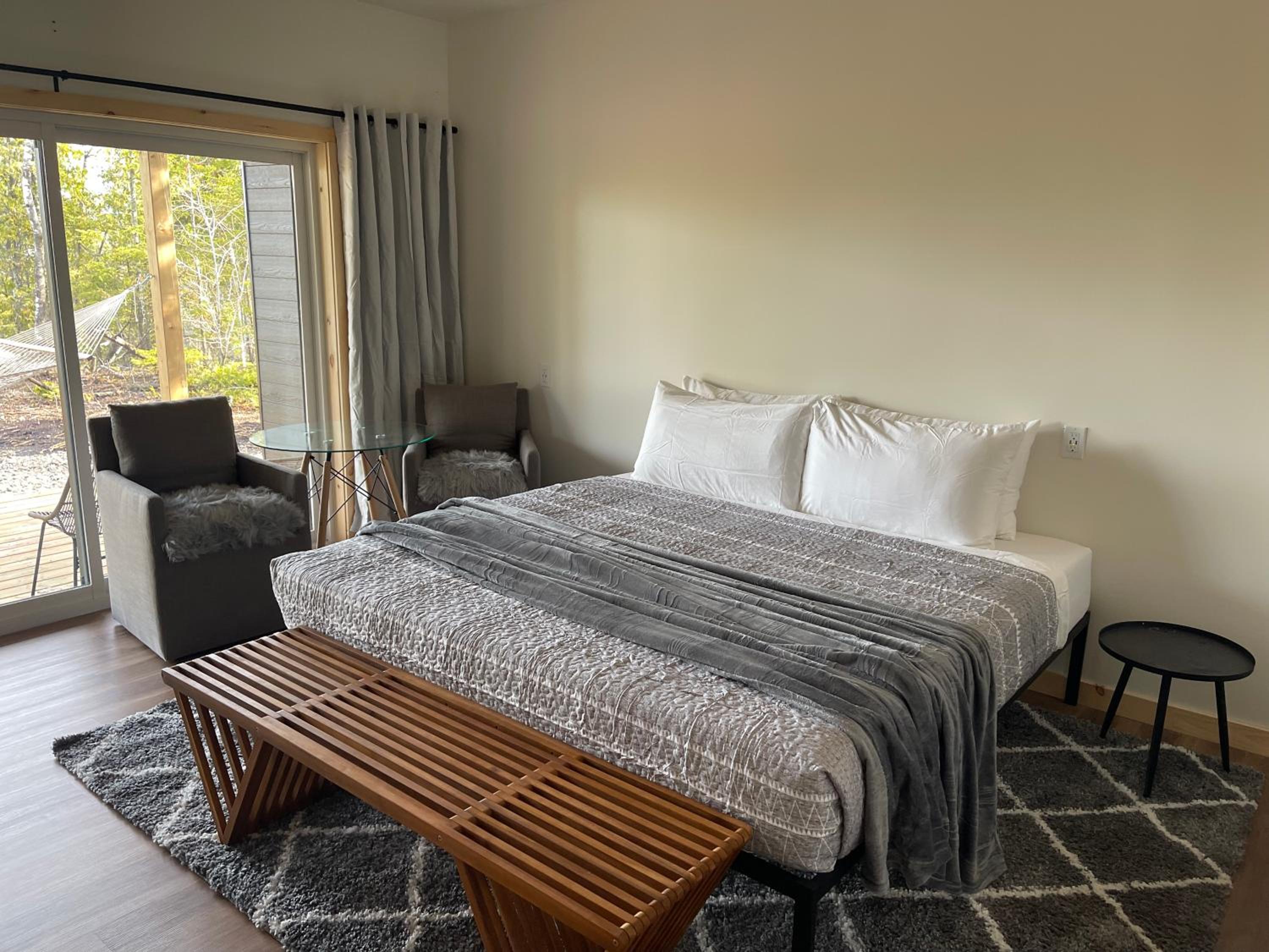 King Room with Lake View photo 1