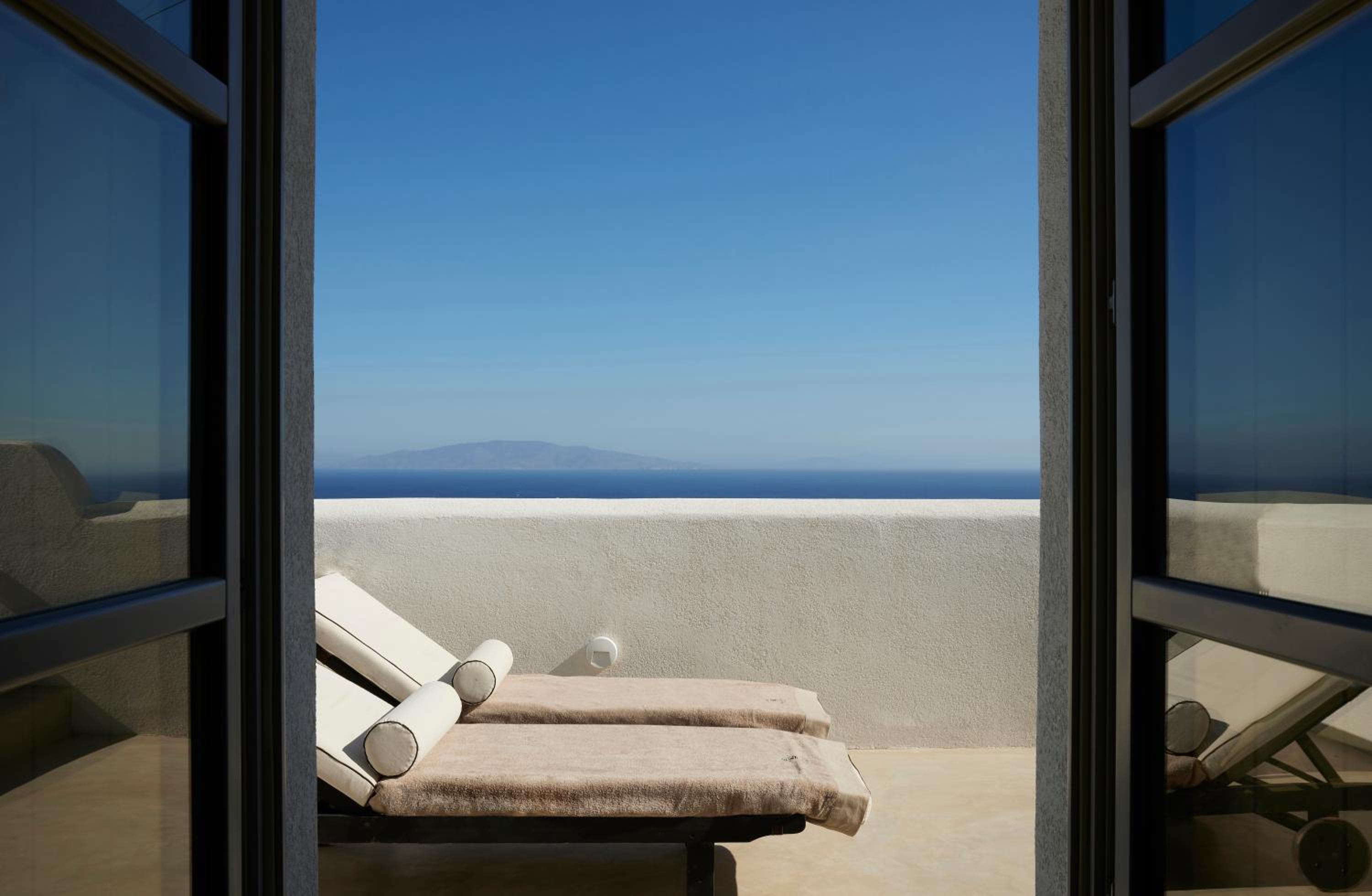 Superior Suite with Sea View and Outdoor Hot tub - Photo 8