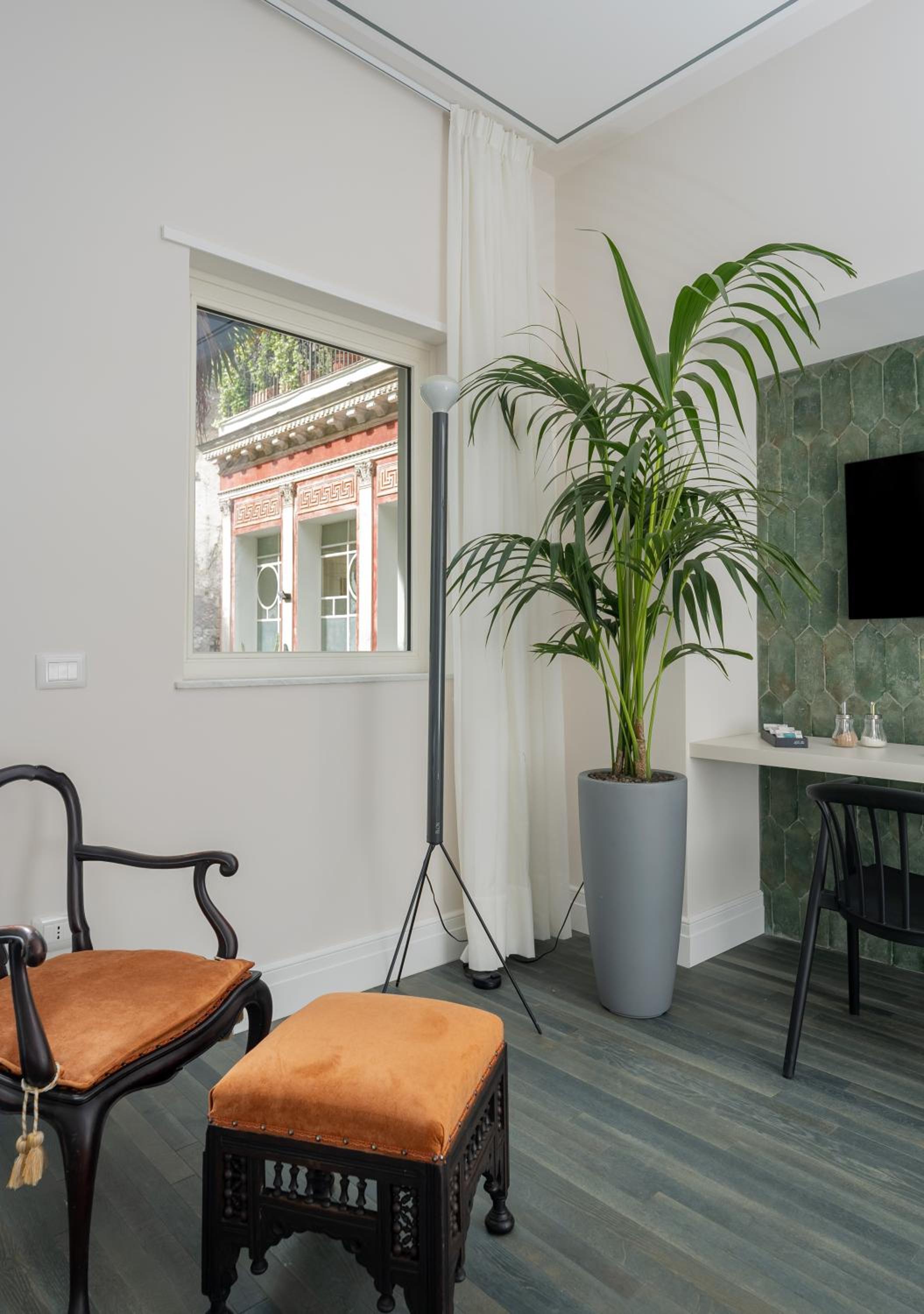 Suite with Spa Bath photo 2