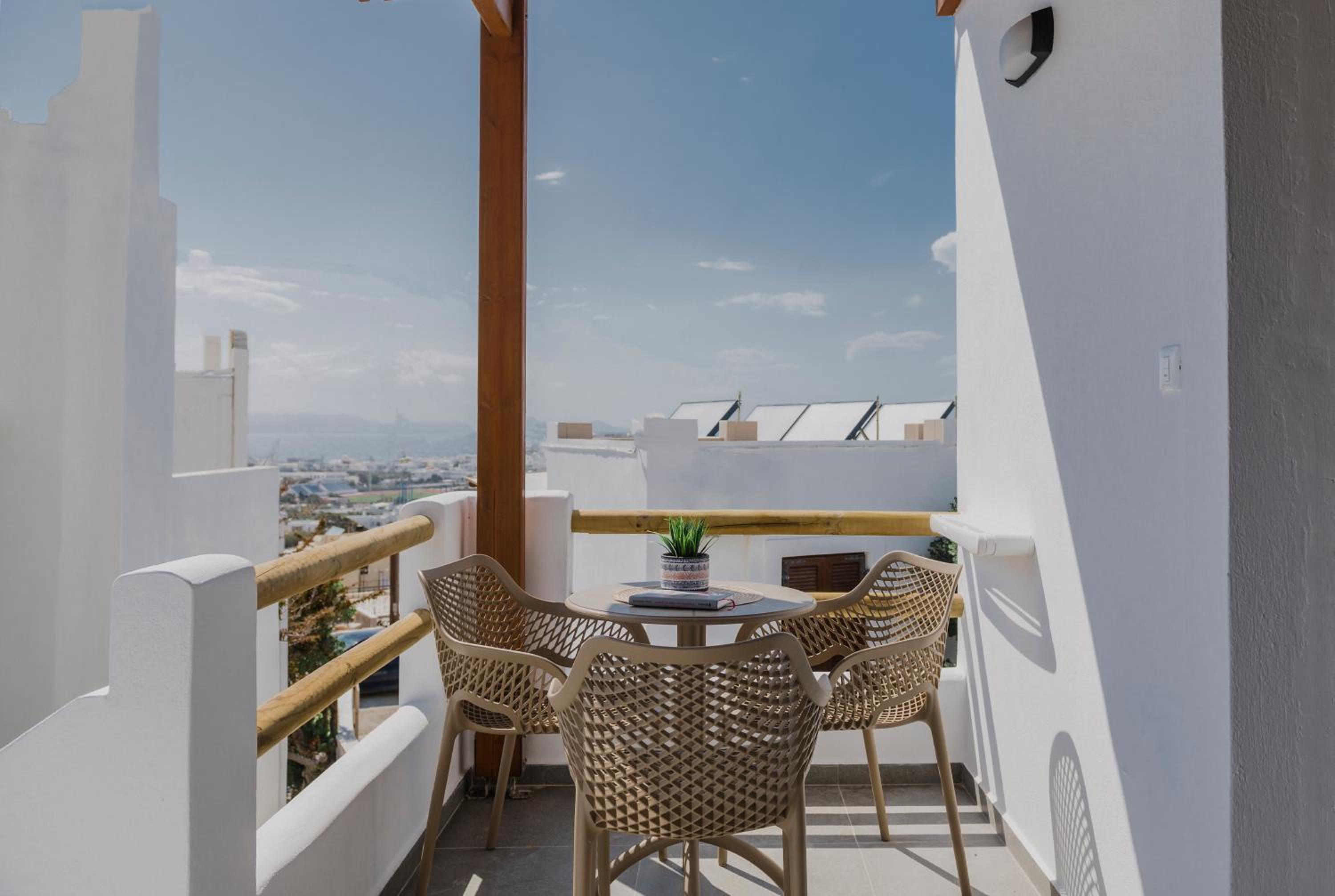 King Suite with Sea View photo 3