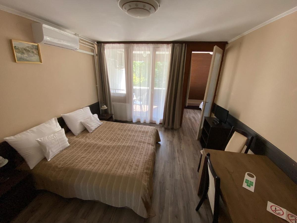 Family Apartment (2 Adults + 2 Children) photo 1
