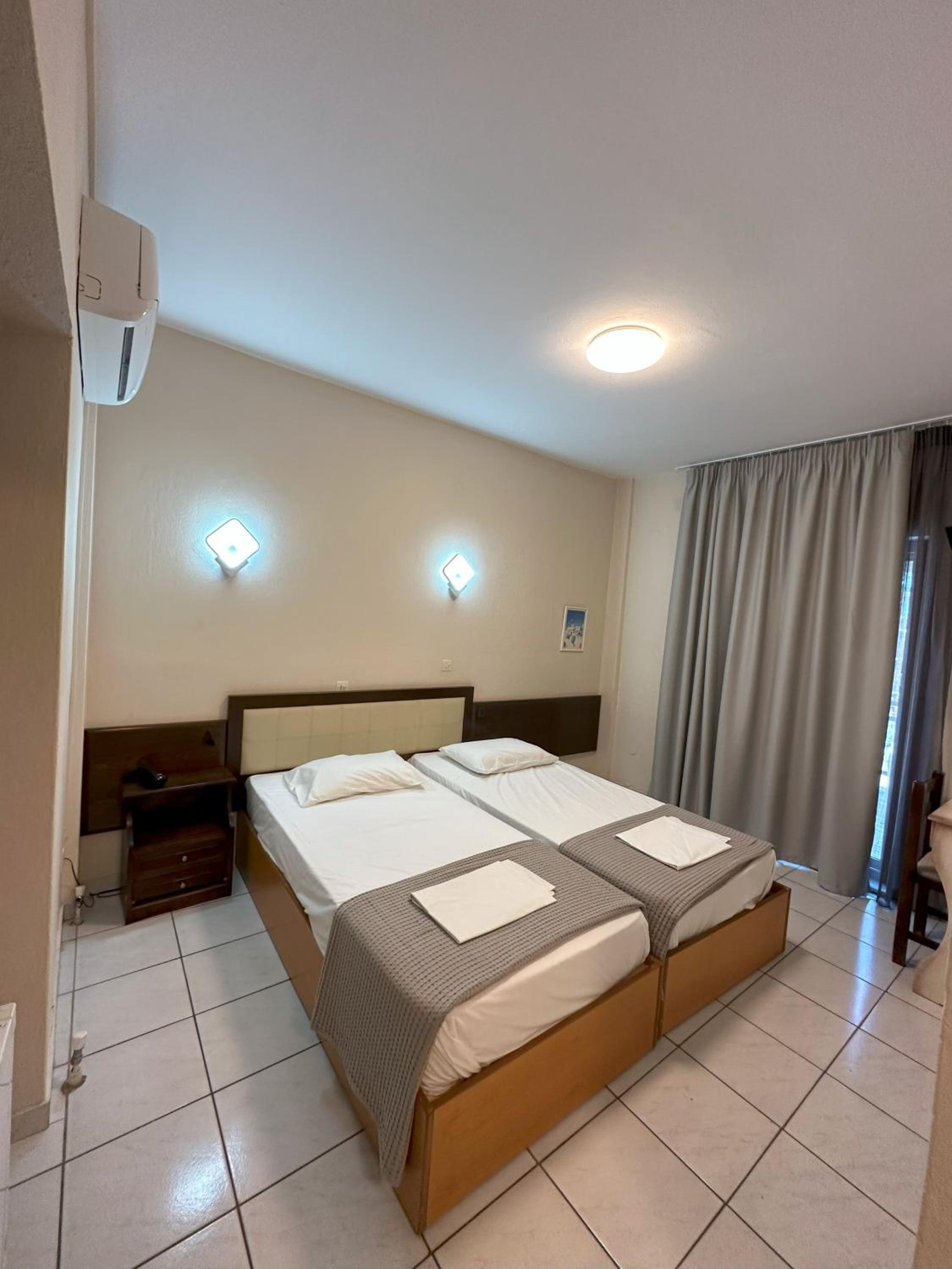 Standard Double or Twin Room with Balcony photo 2
