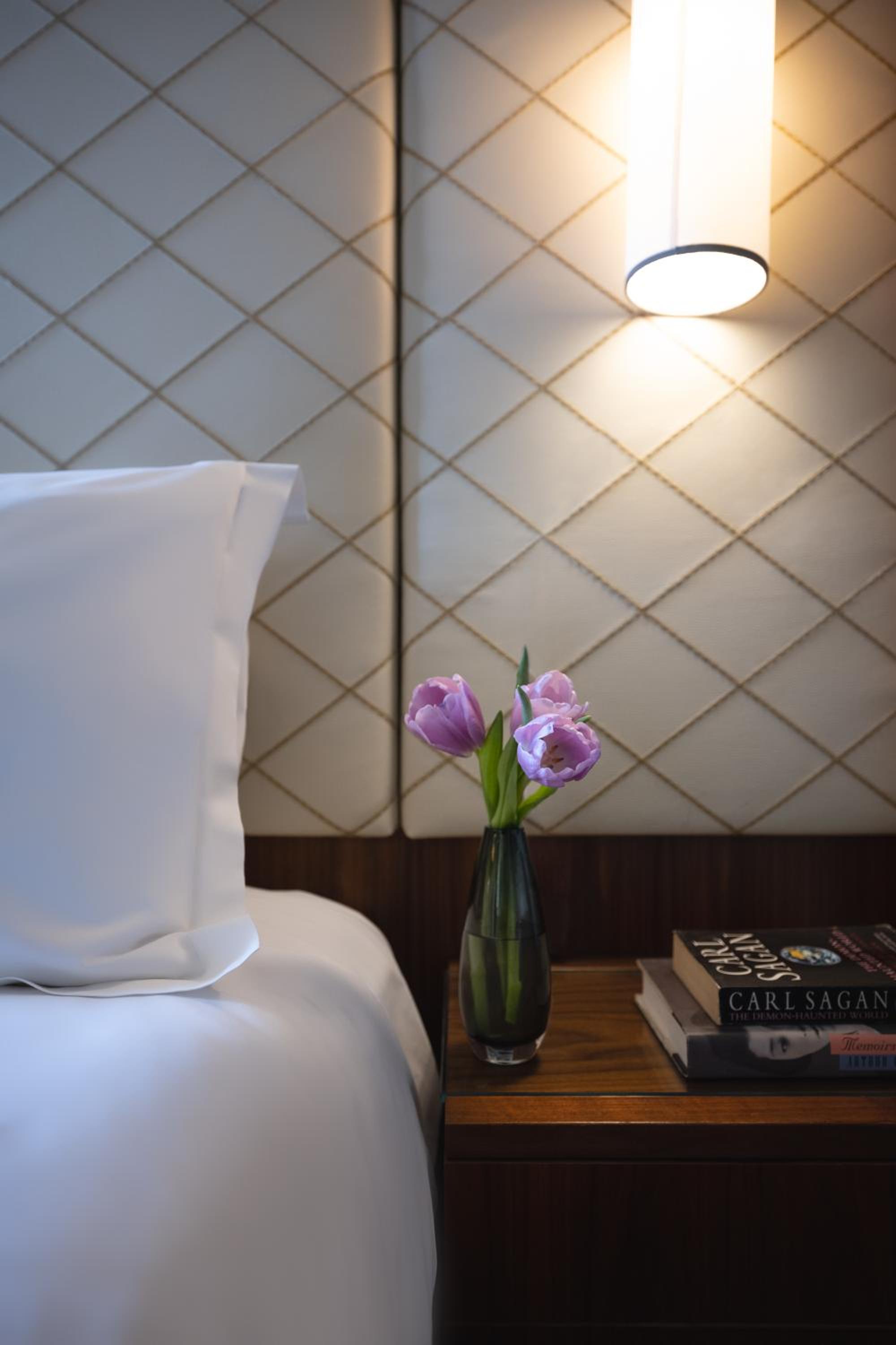 Executive Room - Photo 2