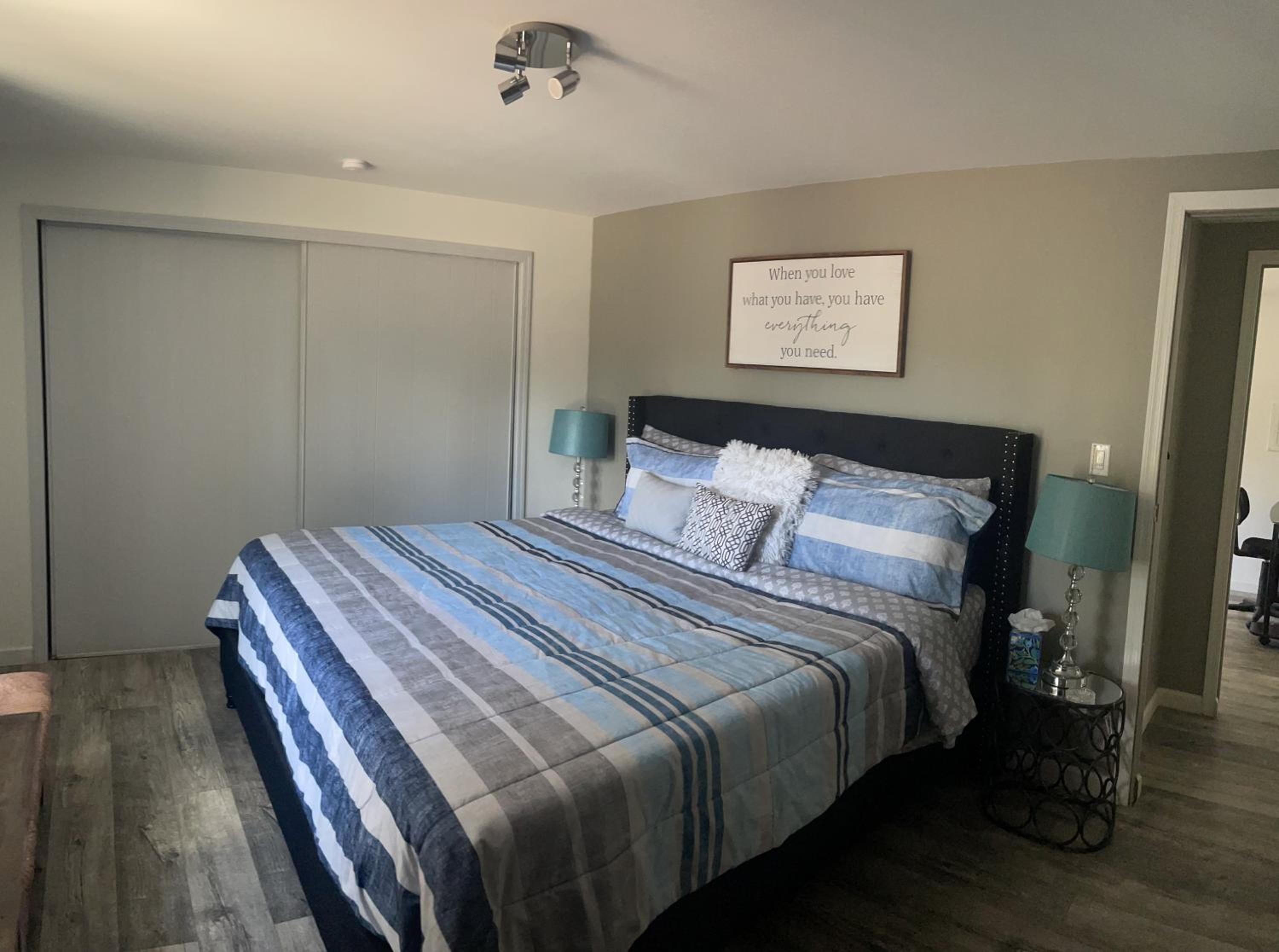 Four-Bedroom House - Photo 42