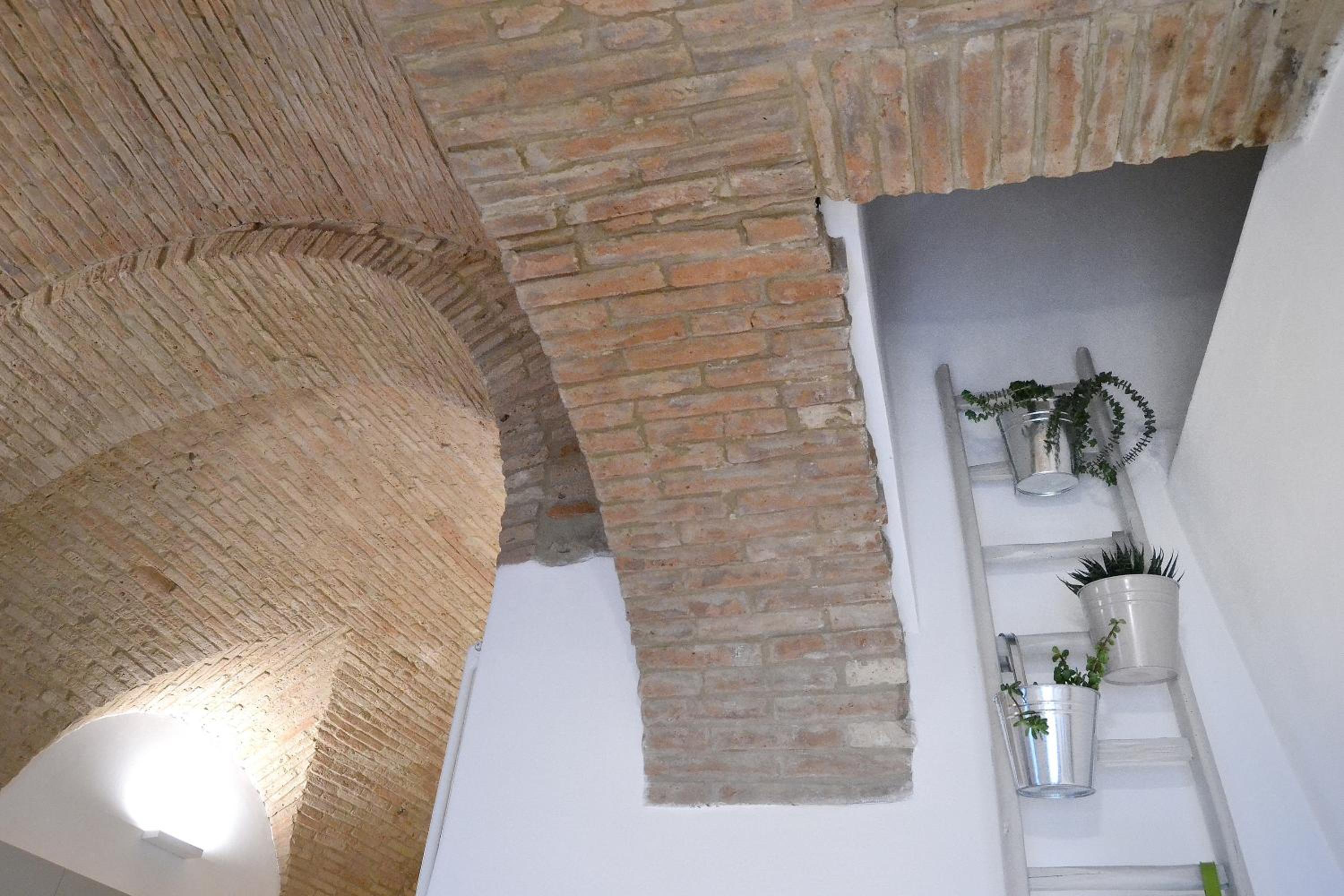One-Bedroom House photo 3
