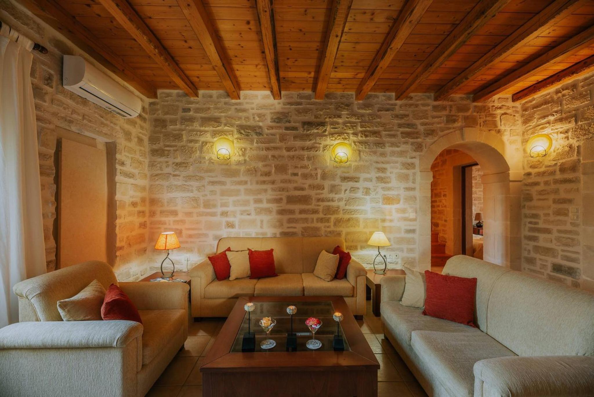 Villa photo 1