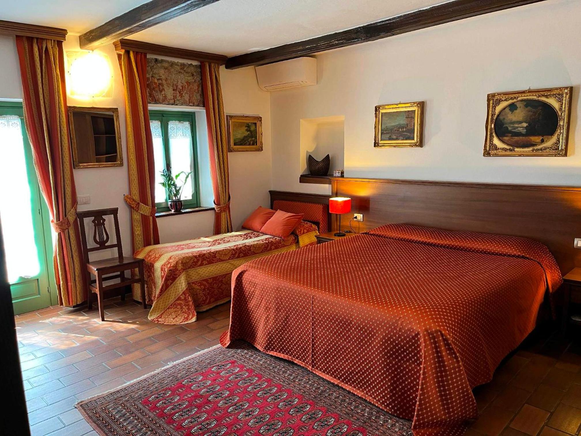 Triple Room - Photo 1