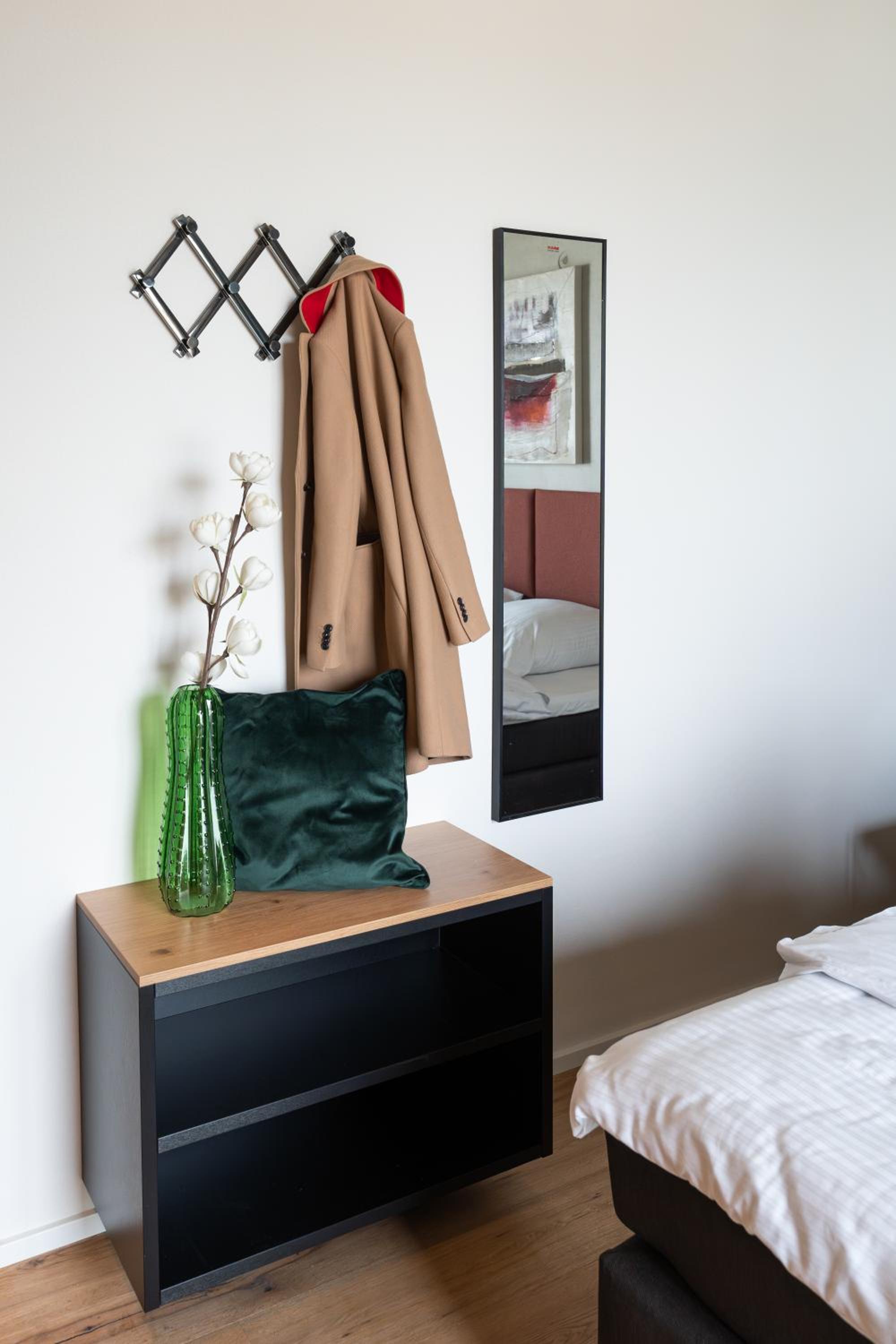 Studio Apartment photo 3