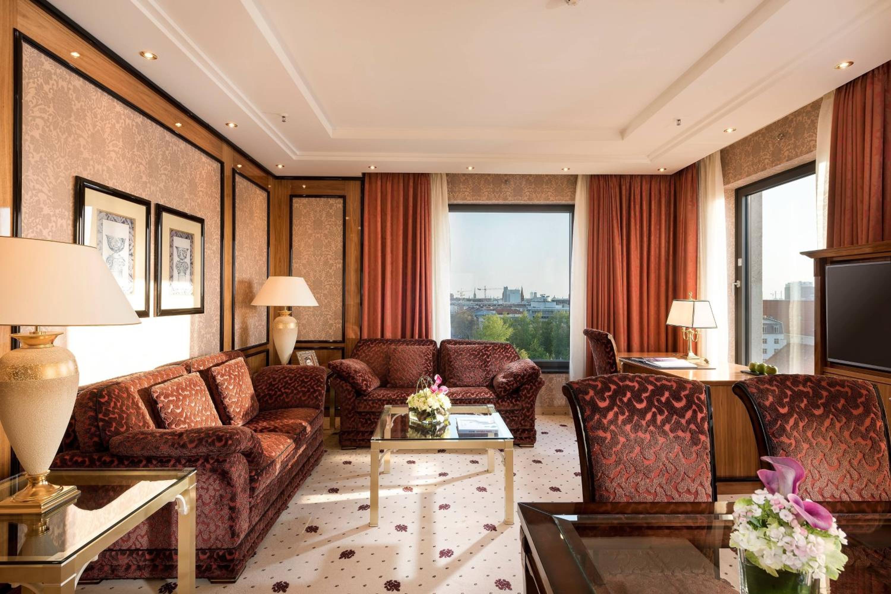 One-Bedroom Premium Suite