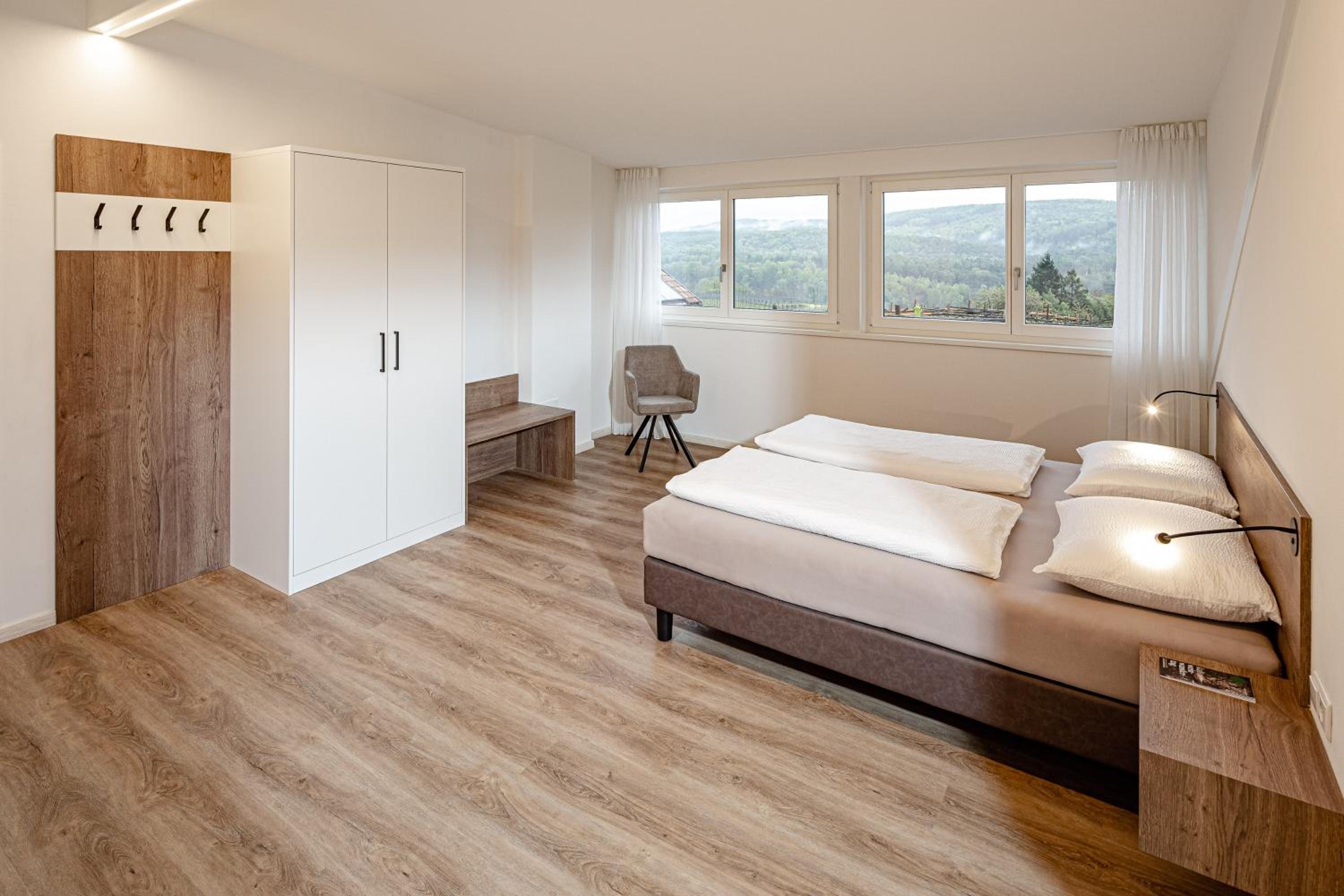 Two-Bedroom Apartment with Balcony and Terrace photo 2