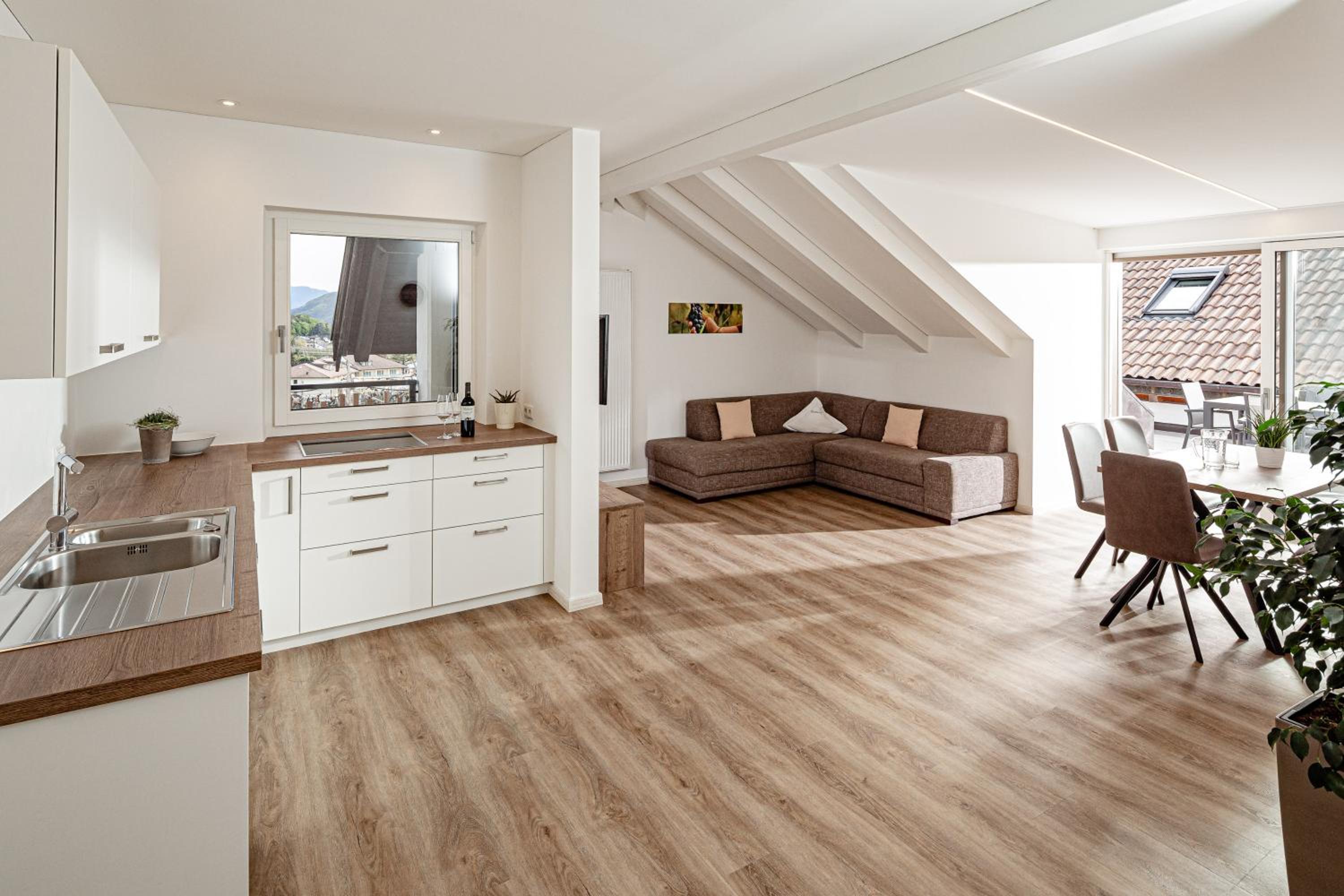 Two-Bedroom Apartment with Balcony and Terrace photo 1