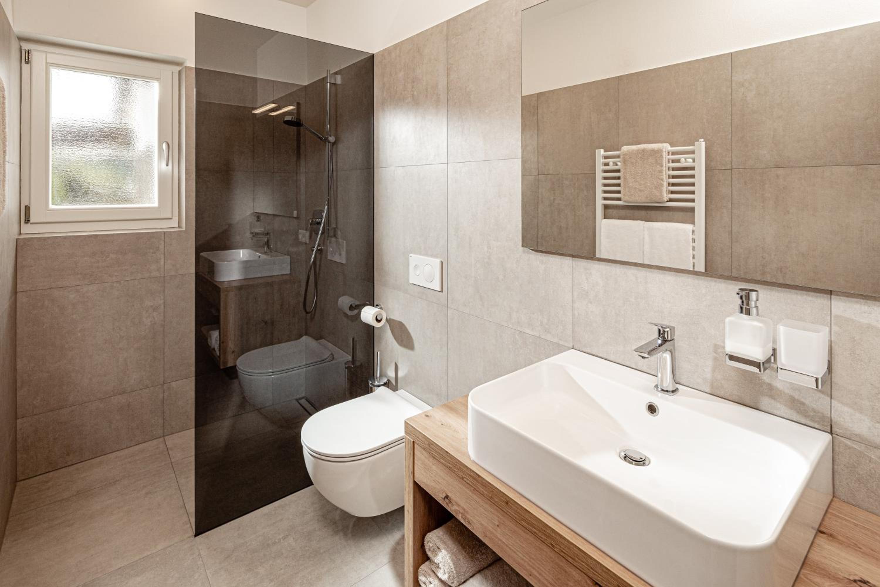 Two-Bedroom Apartment with Garden View photo 2