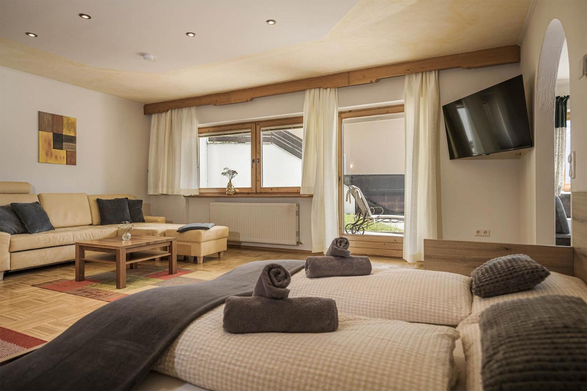 Apartment - Ground Floor photo 2