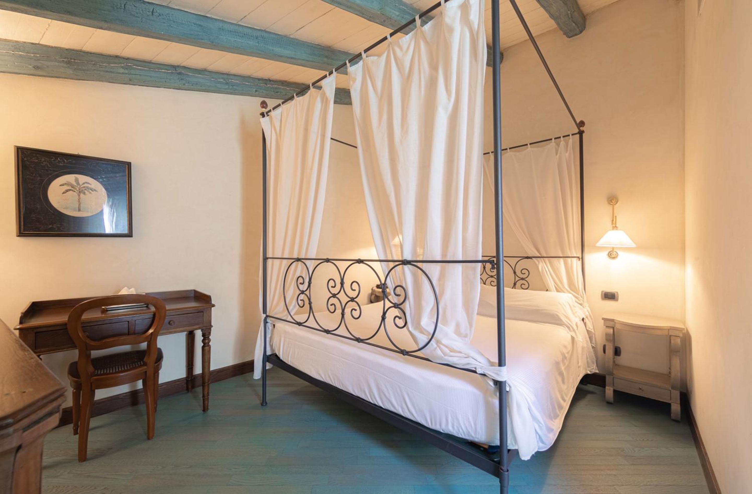 Junior Suite - Photo 1