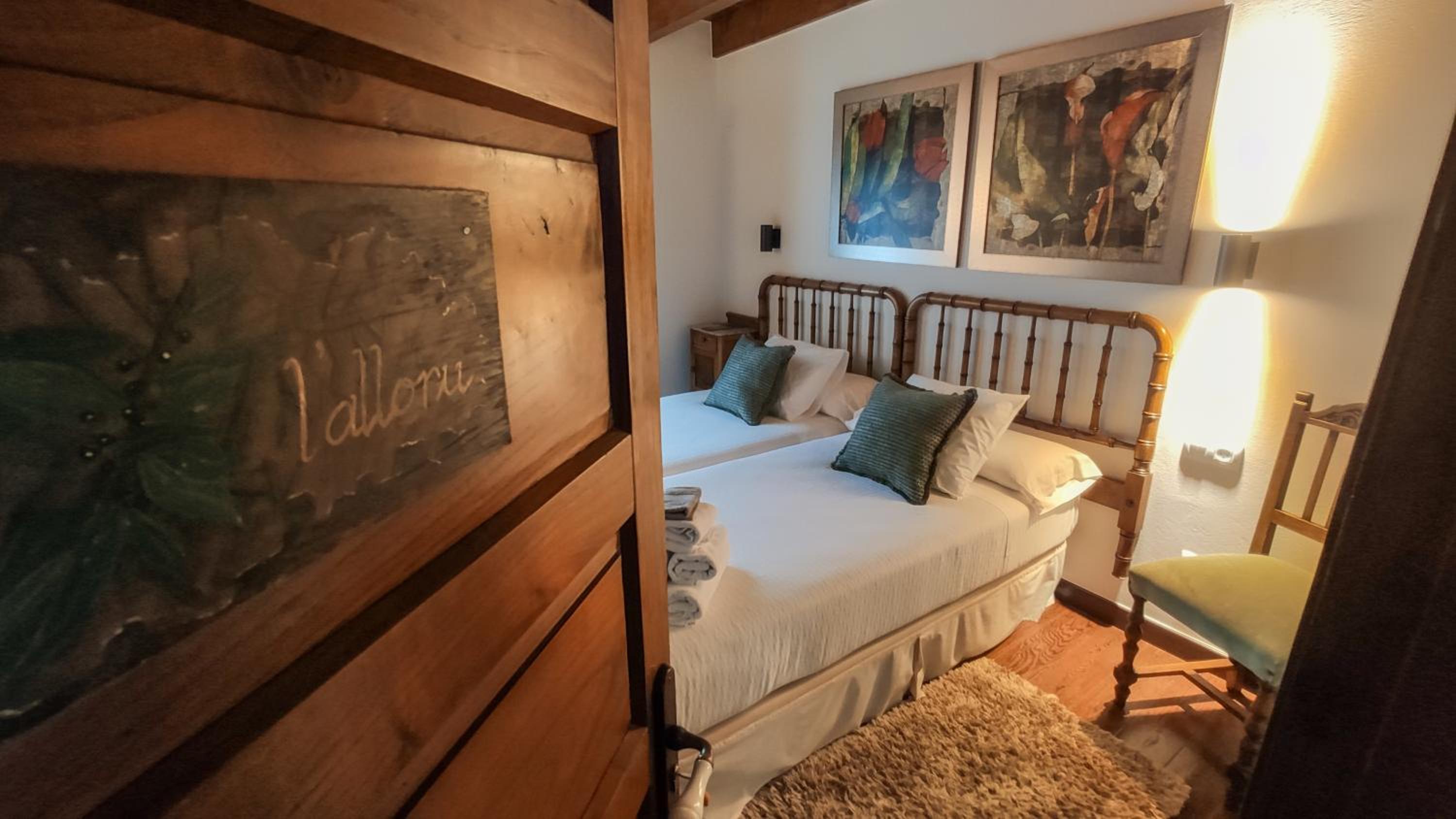 Twin Room with Mountain View photo 2