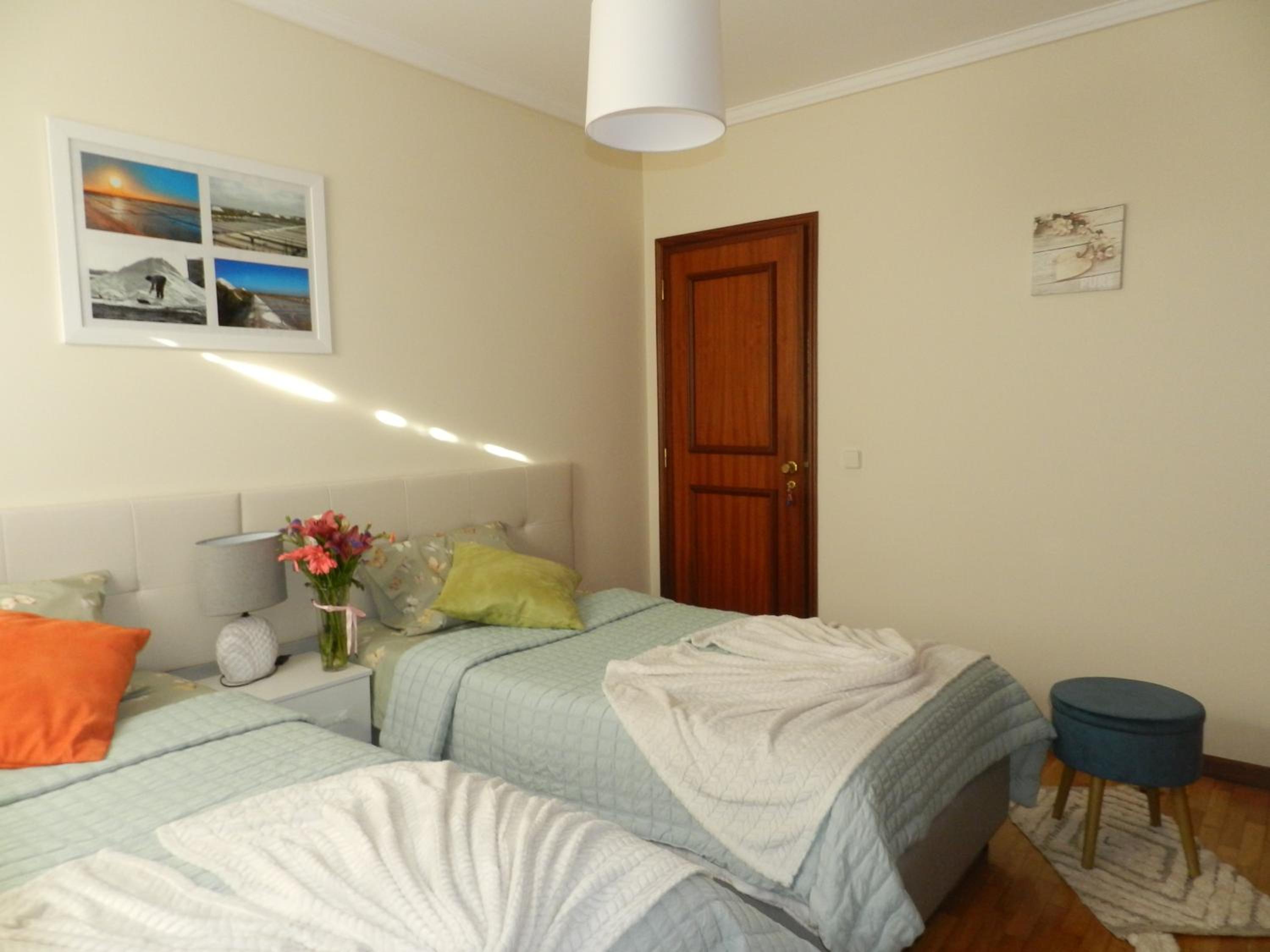 Twin Room with Shared Bathroom