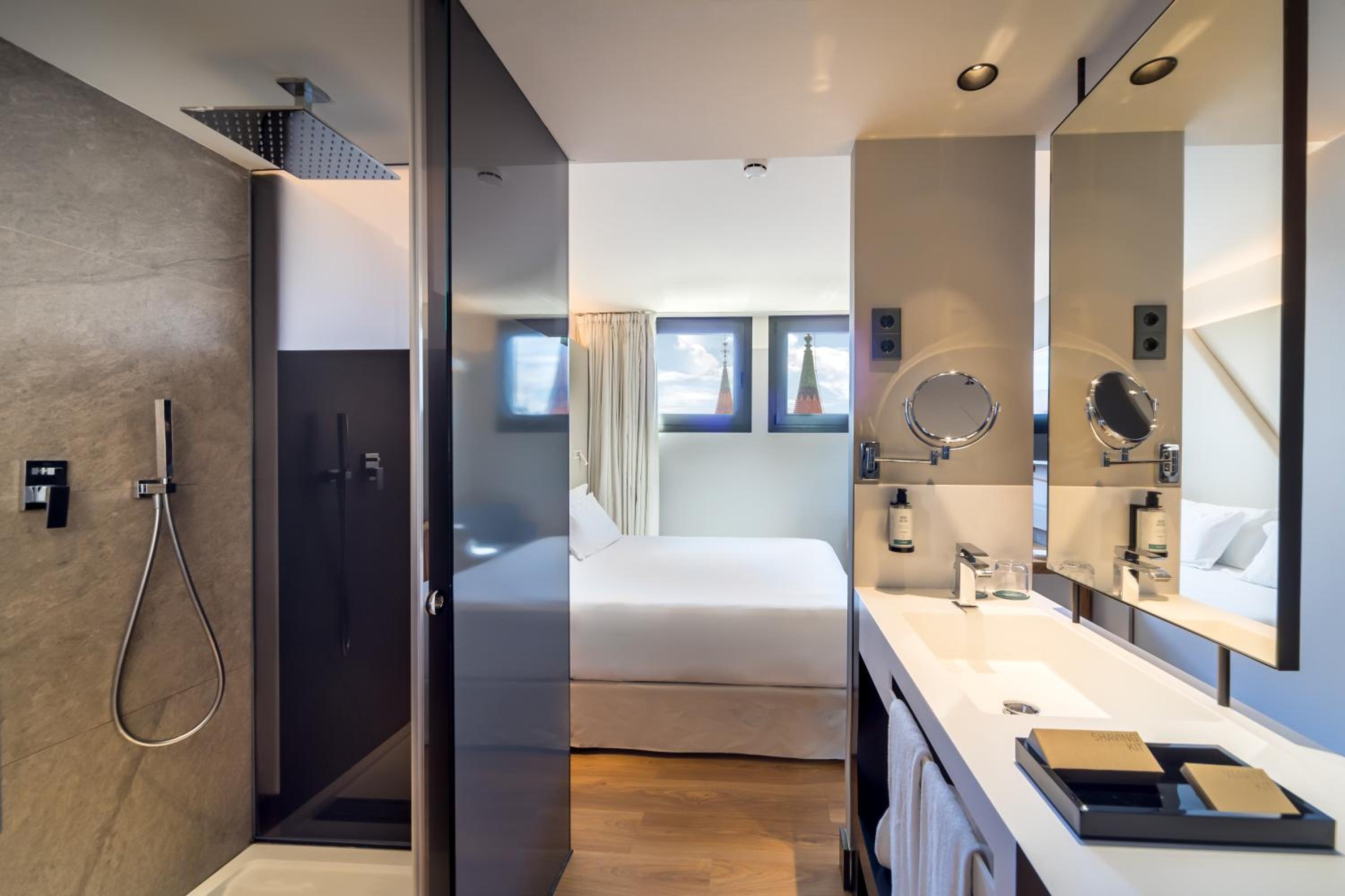 Superior Double Room photo 2