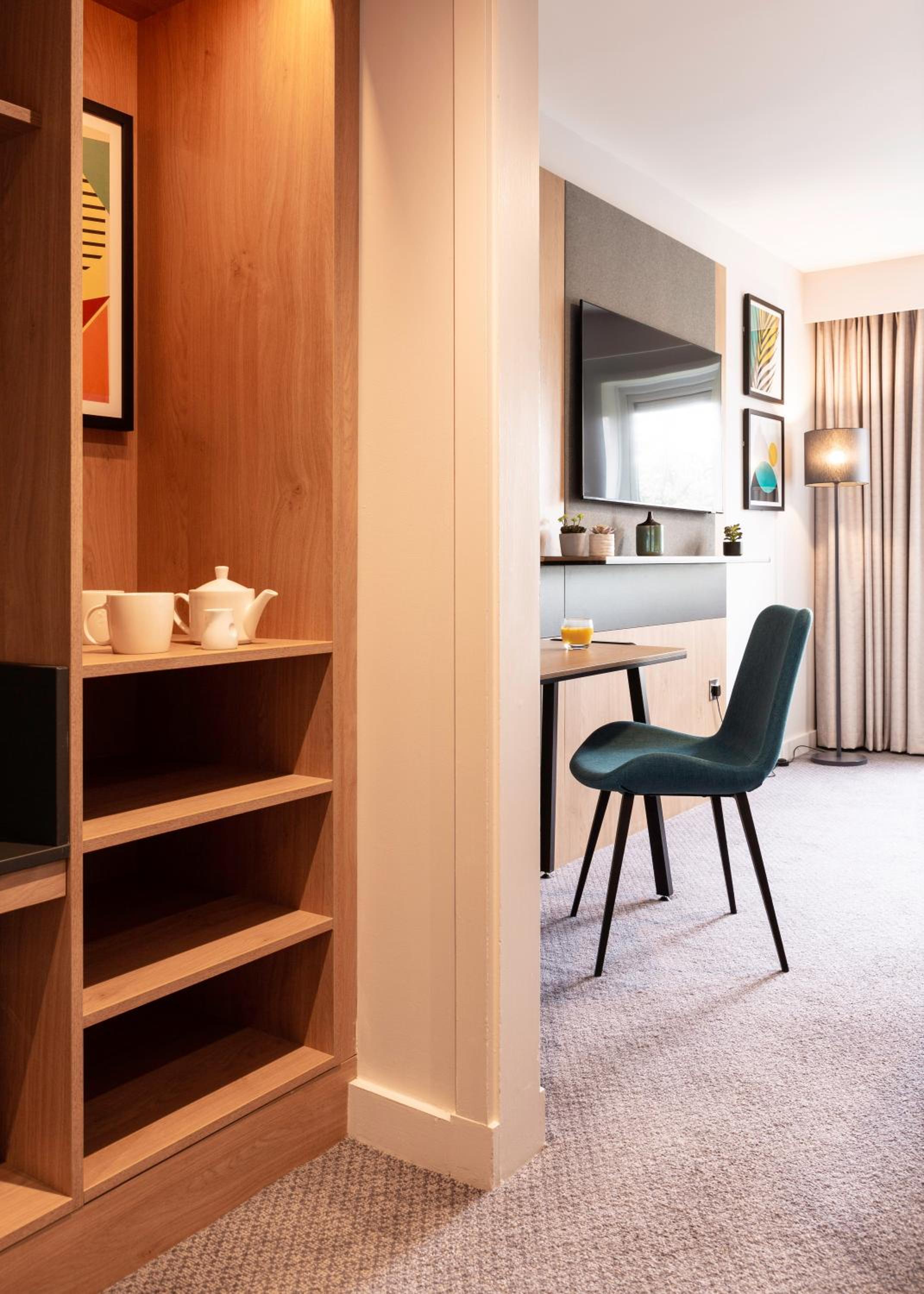 Standard Queen Room - Photo 4