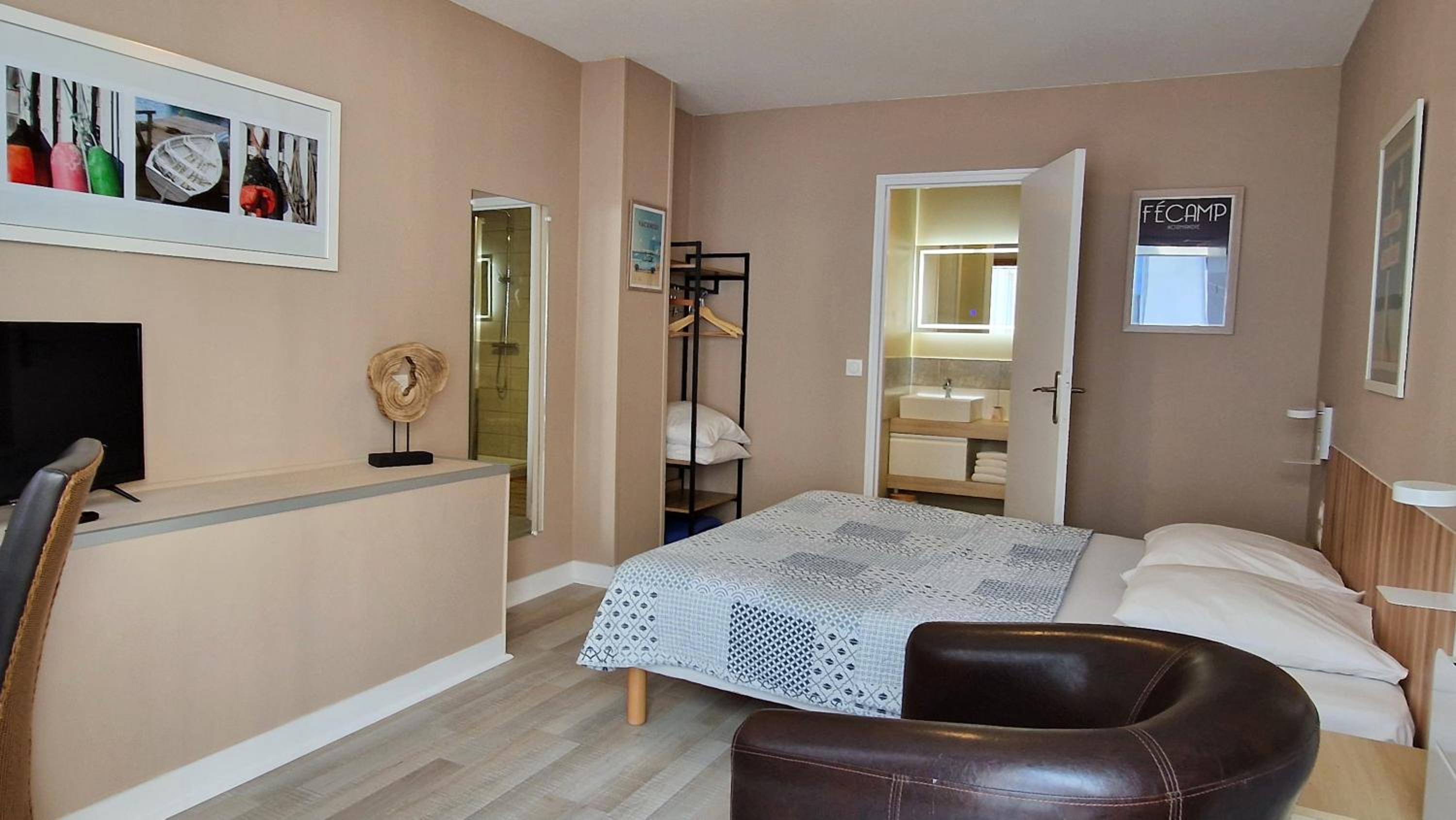 Superior Double Room (without elevator) - Photo 1