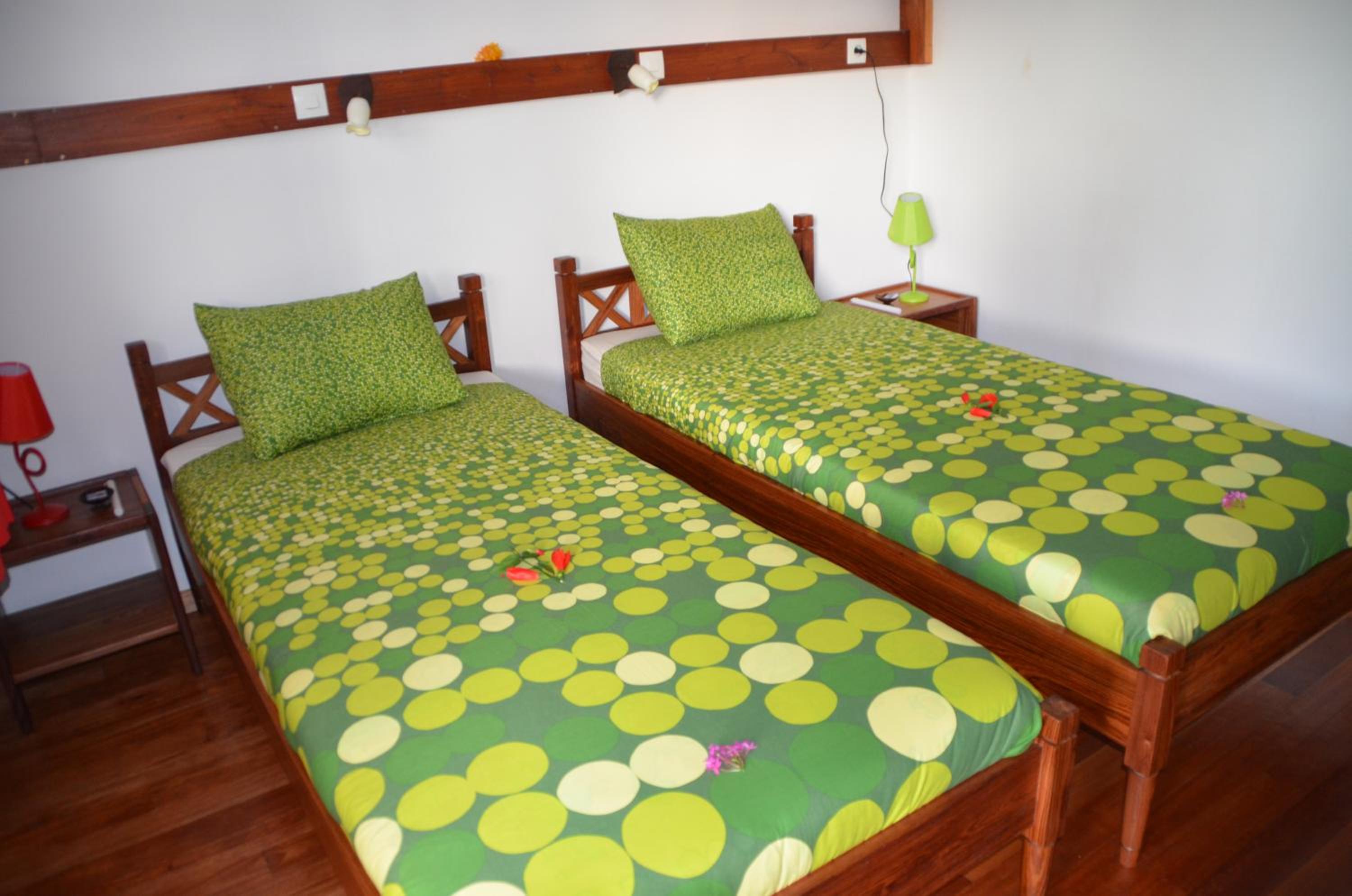 Standard Twin Room photo 2