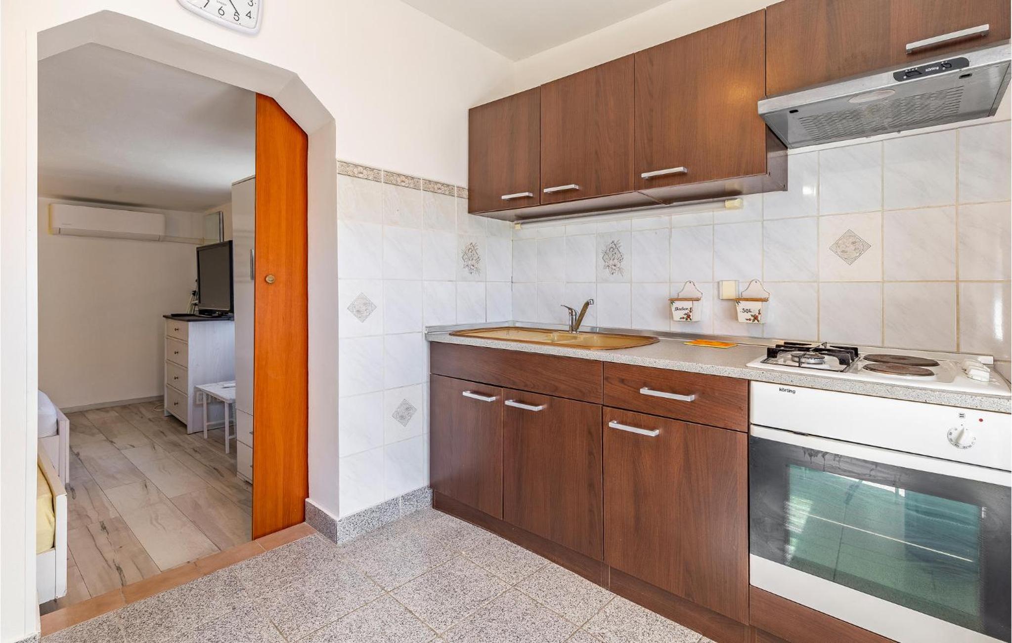 Two-Bedroom Holiday Home photo 2