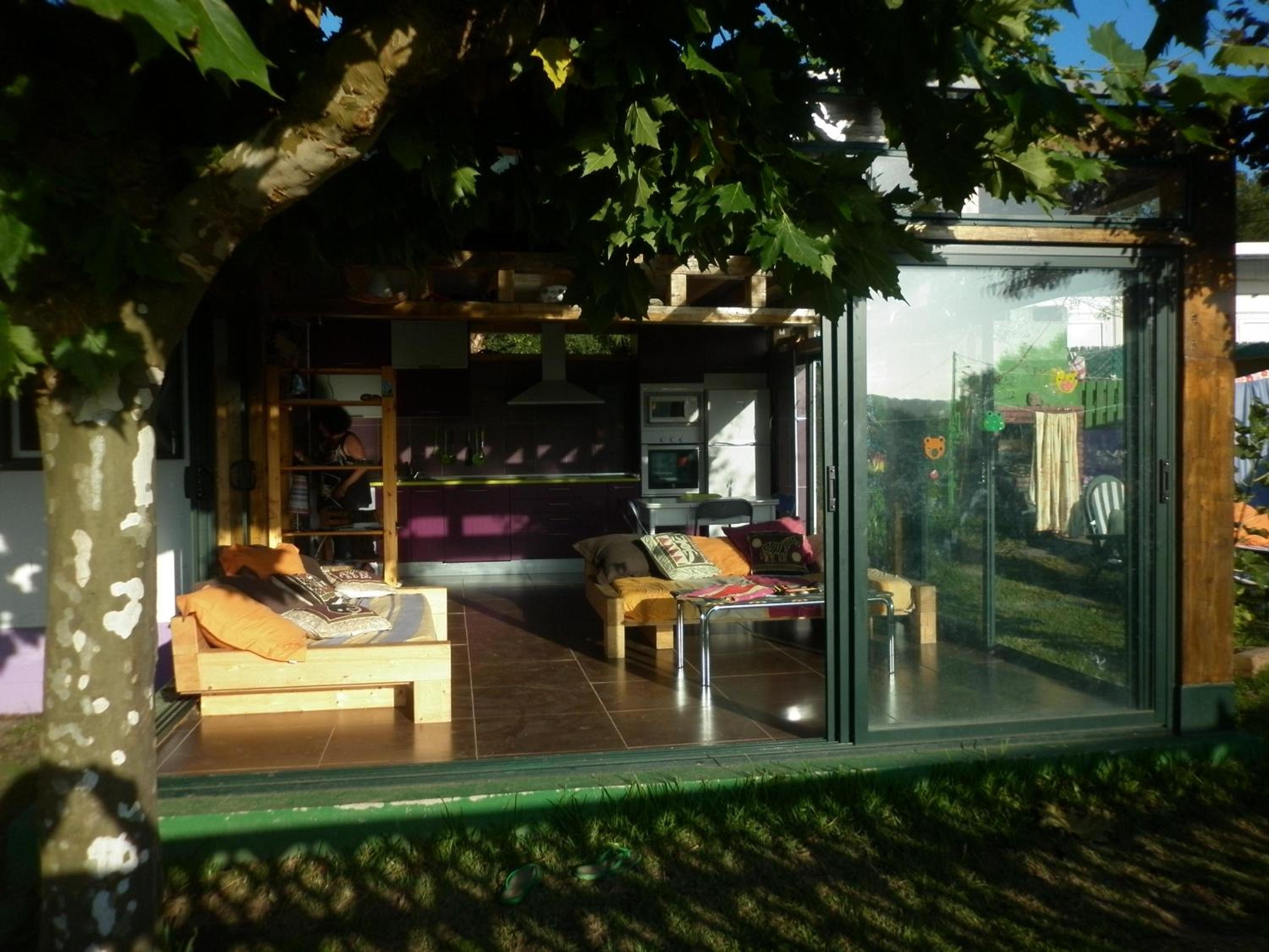 Three-Bedroom House photo 2