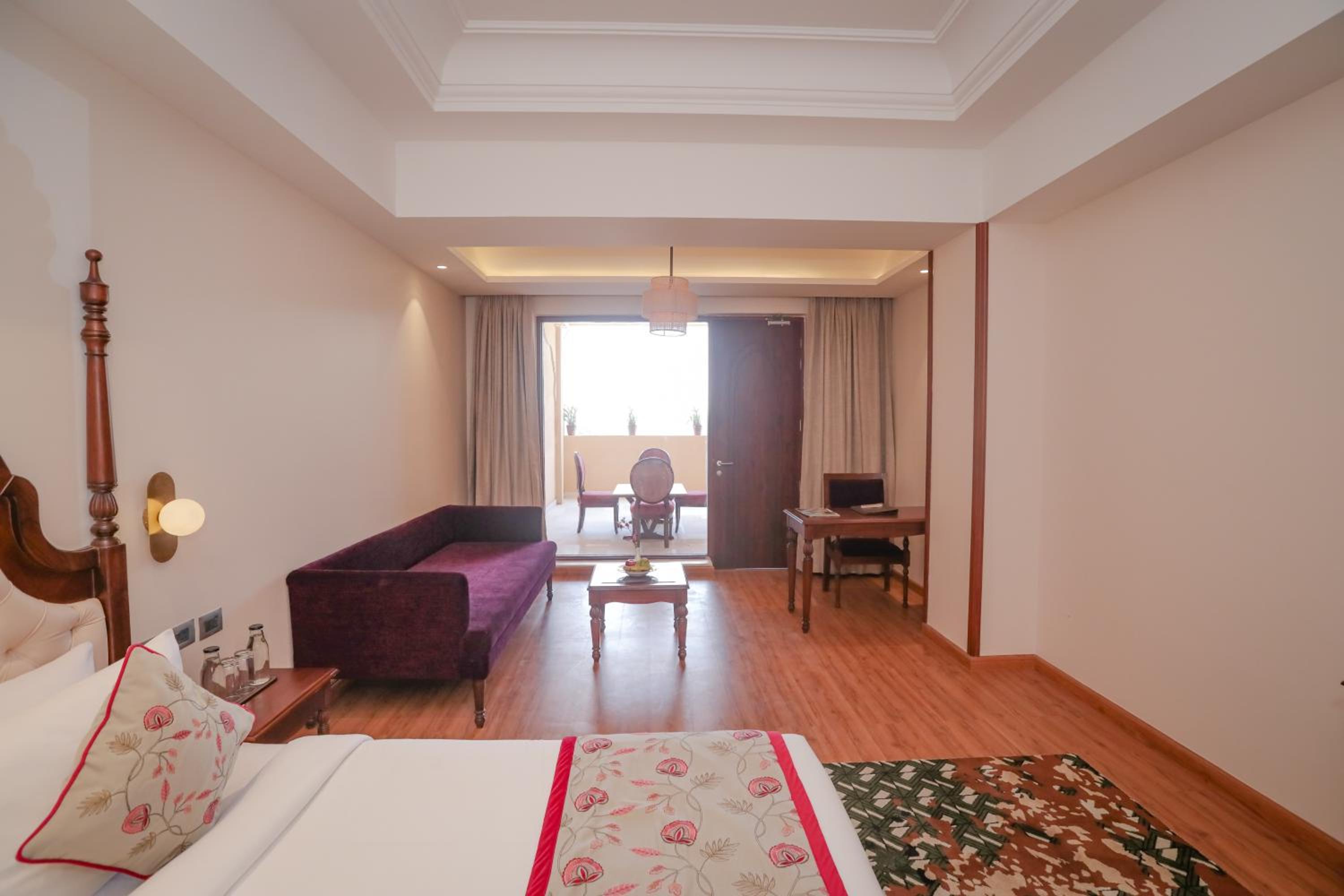 Mughal Club Room with Balcony - Photo 1