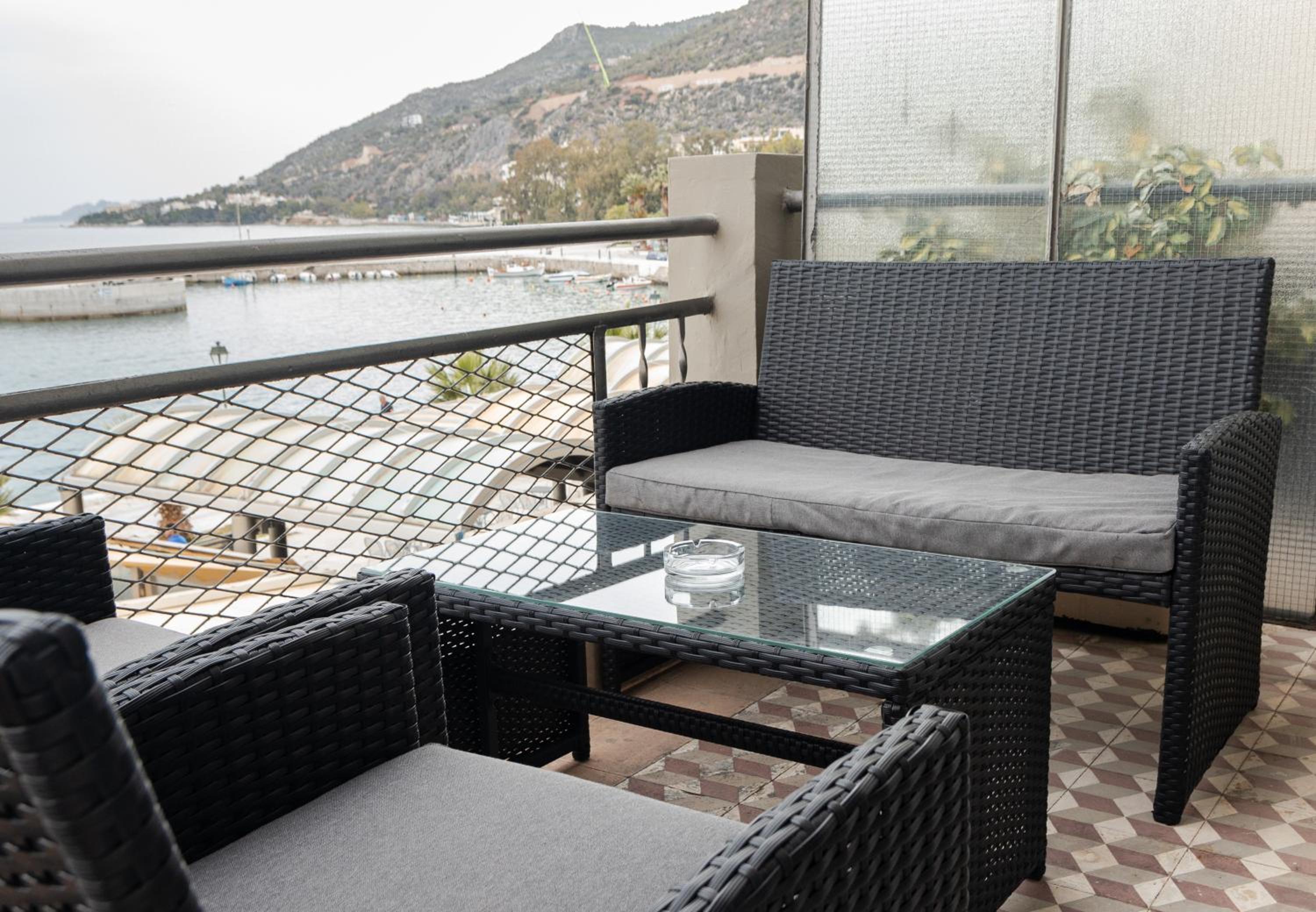 Double or Twin Room with Sea View photo 3