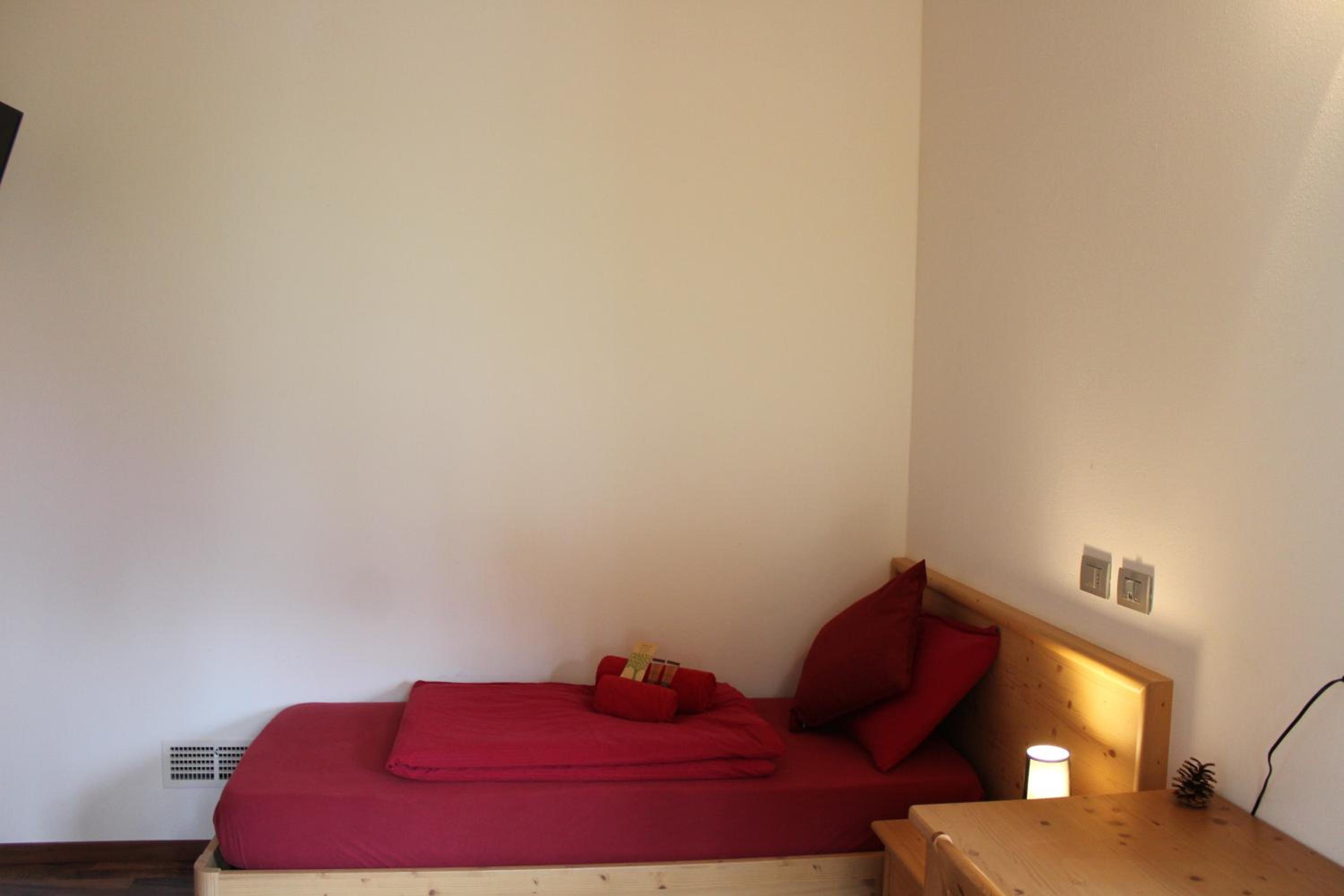 Single Room photo 3